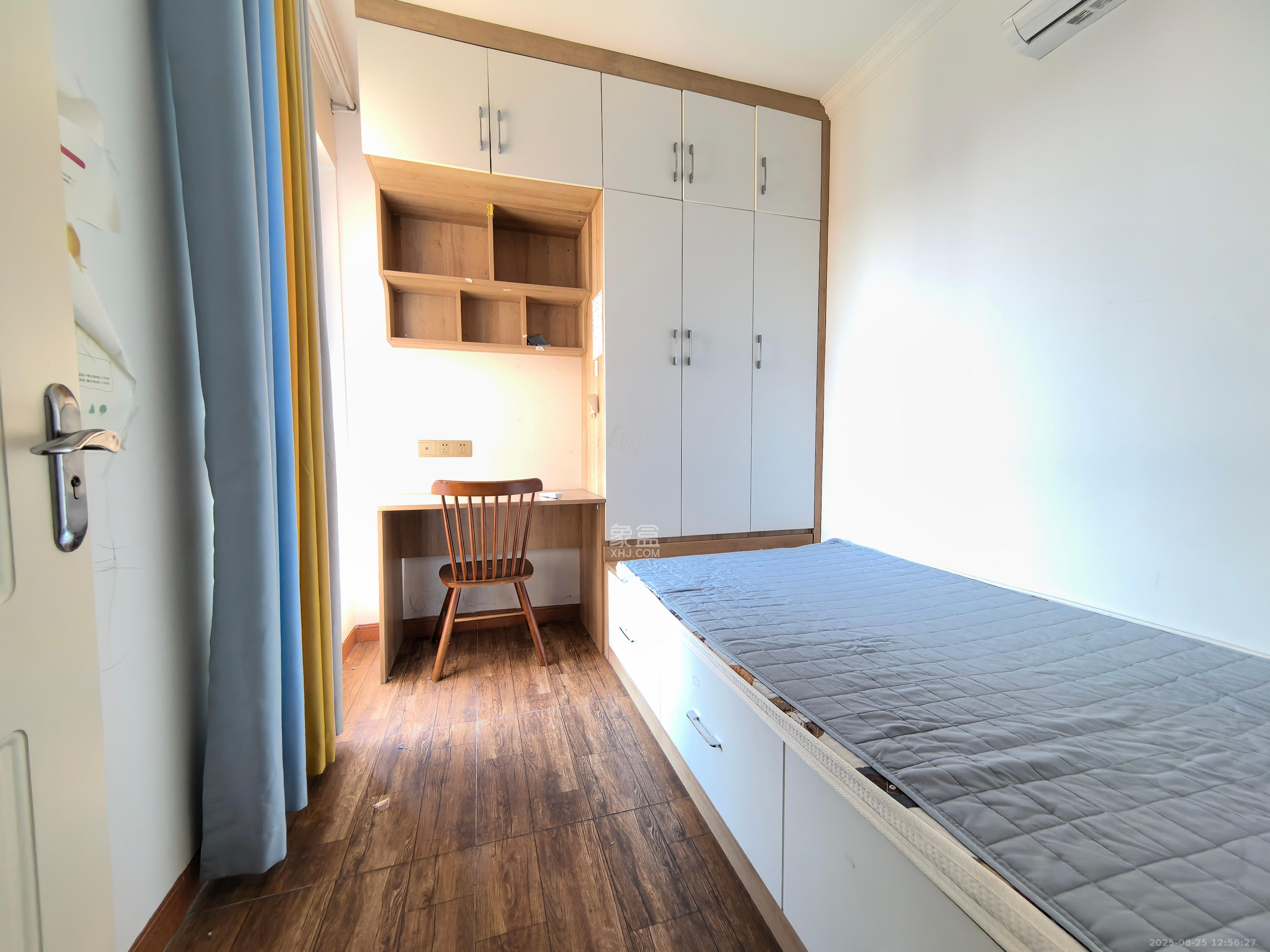 COCO蜜城  3室2厅1卫    2380.0元/月 COCO蜜城  3室2厅1卫    2380.0元/月室内图