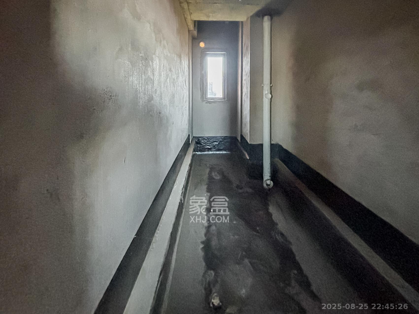 沃家苑  6室2厅4卫    135.0万卫生间