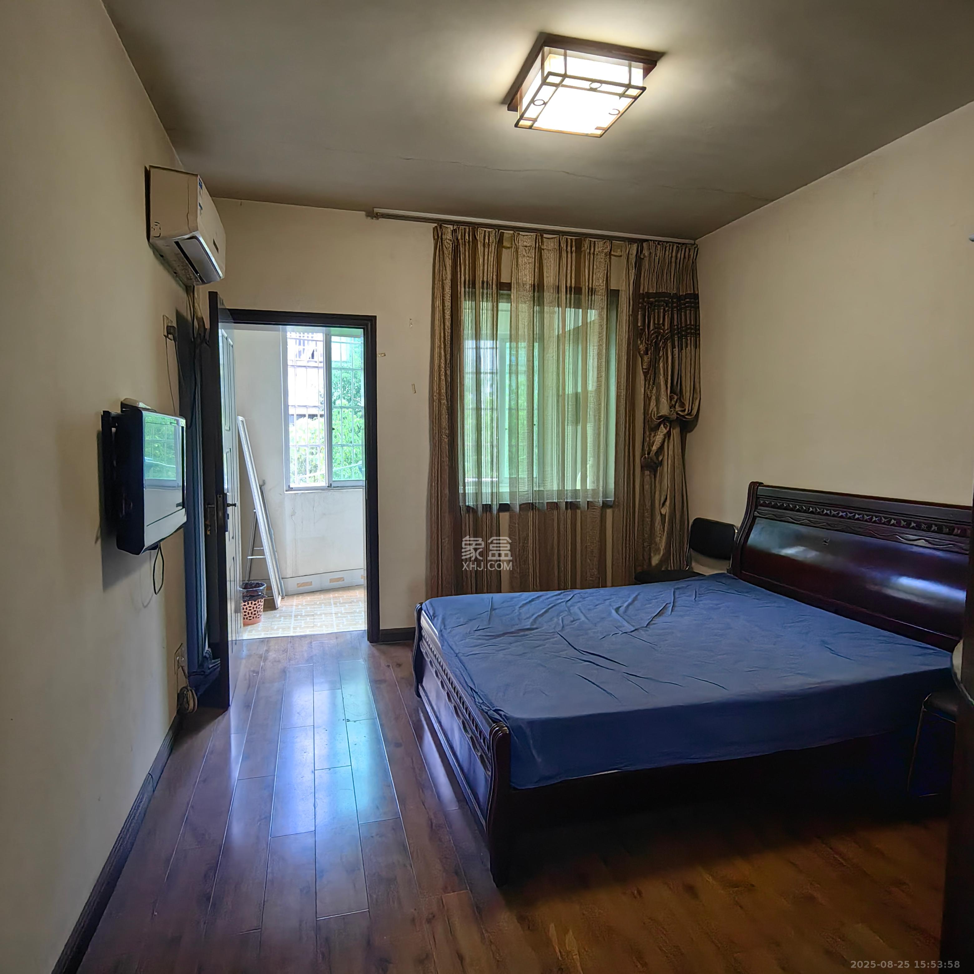 中南汽车世界 3室2厅1卫 1400.0元/月 中南汽车世界 3室2厅1卫 1400.0元/月室内图