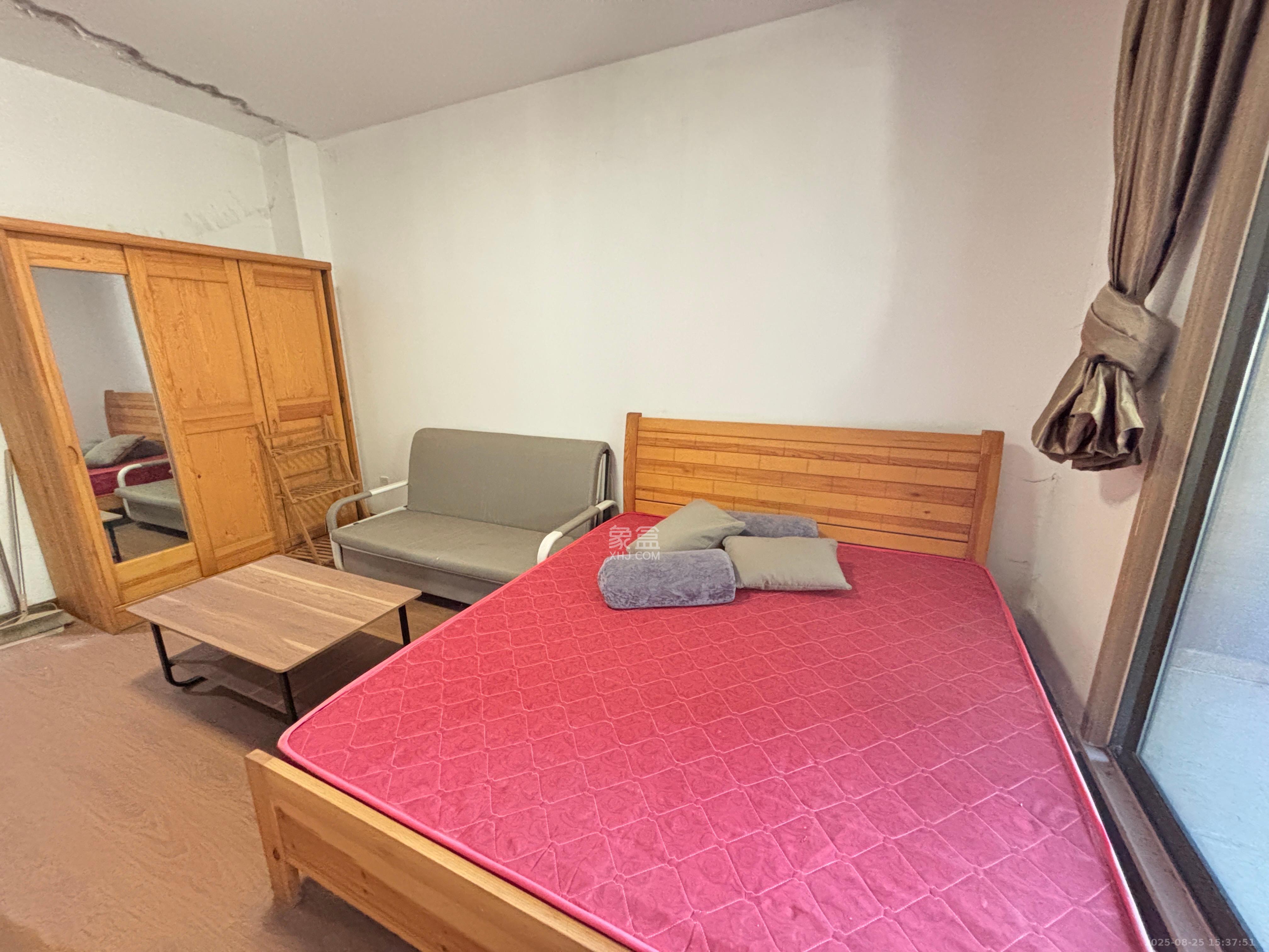 花漾年华(桂花园)  1室1厅1卫    1000.0元/月 花漾年华(桂花园)  1室1厅1卫    1000.0元/月室内图