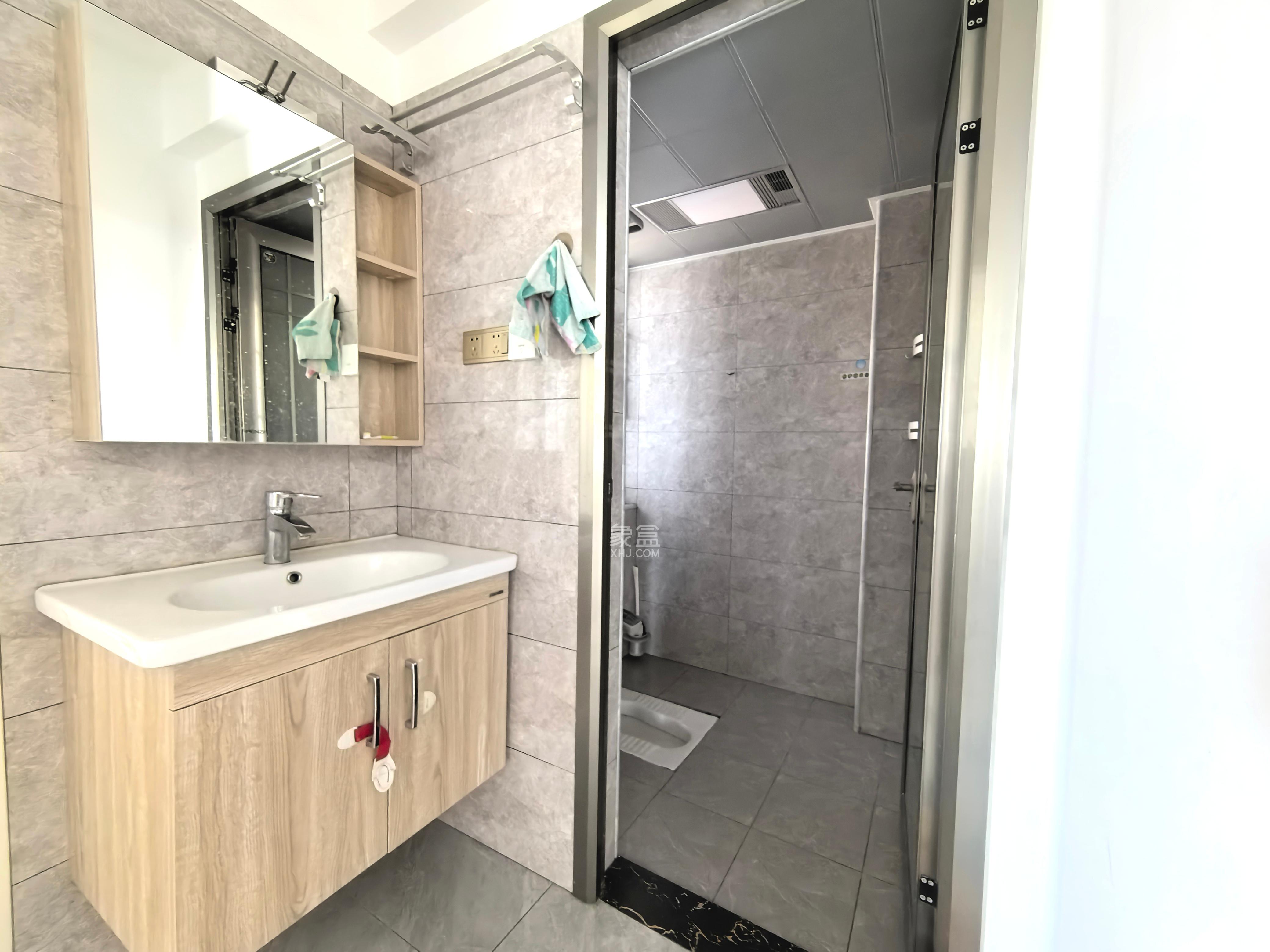 COCO蜜城  3室2厅1卫    2380.0元/月 COCO蜜城  3室2厅1卫    2380.0元/月室内图