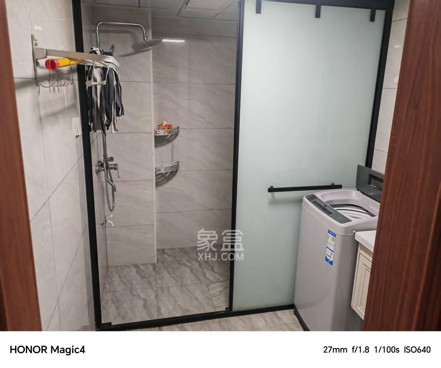 翠隐佳苑  3室2厅2卫   2200.00元/月室内图
