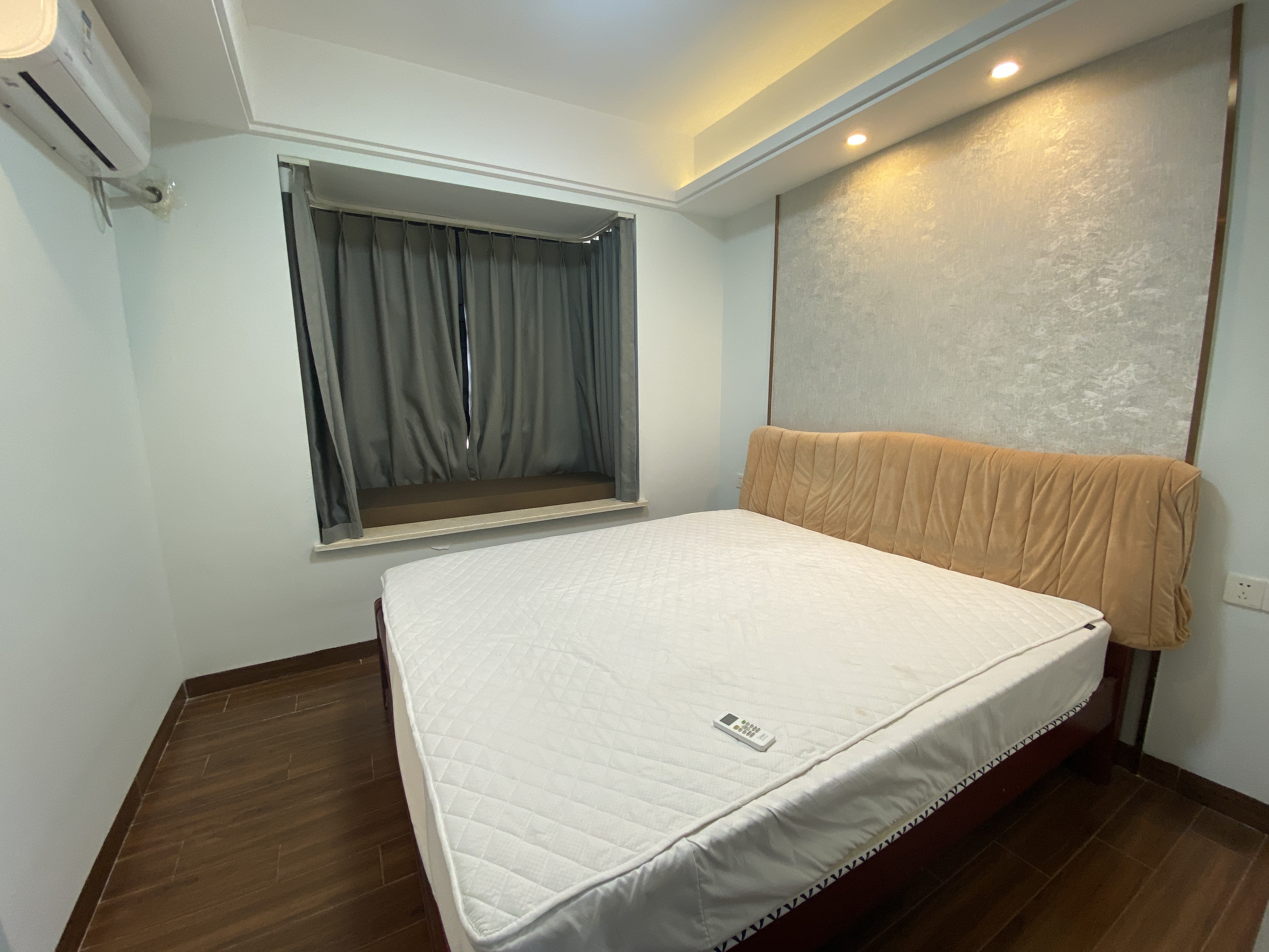 滨江世纪佳城(北区) 3室2厅2卫 2400.0元/月 滨江世纪佳城(北区) 3室2厅2卫 2400.0元/月室内图