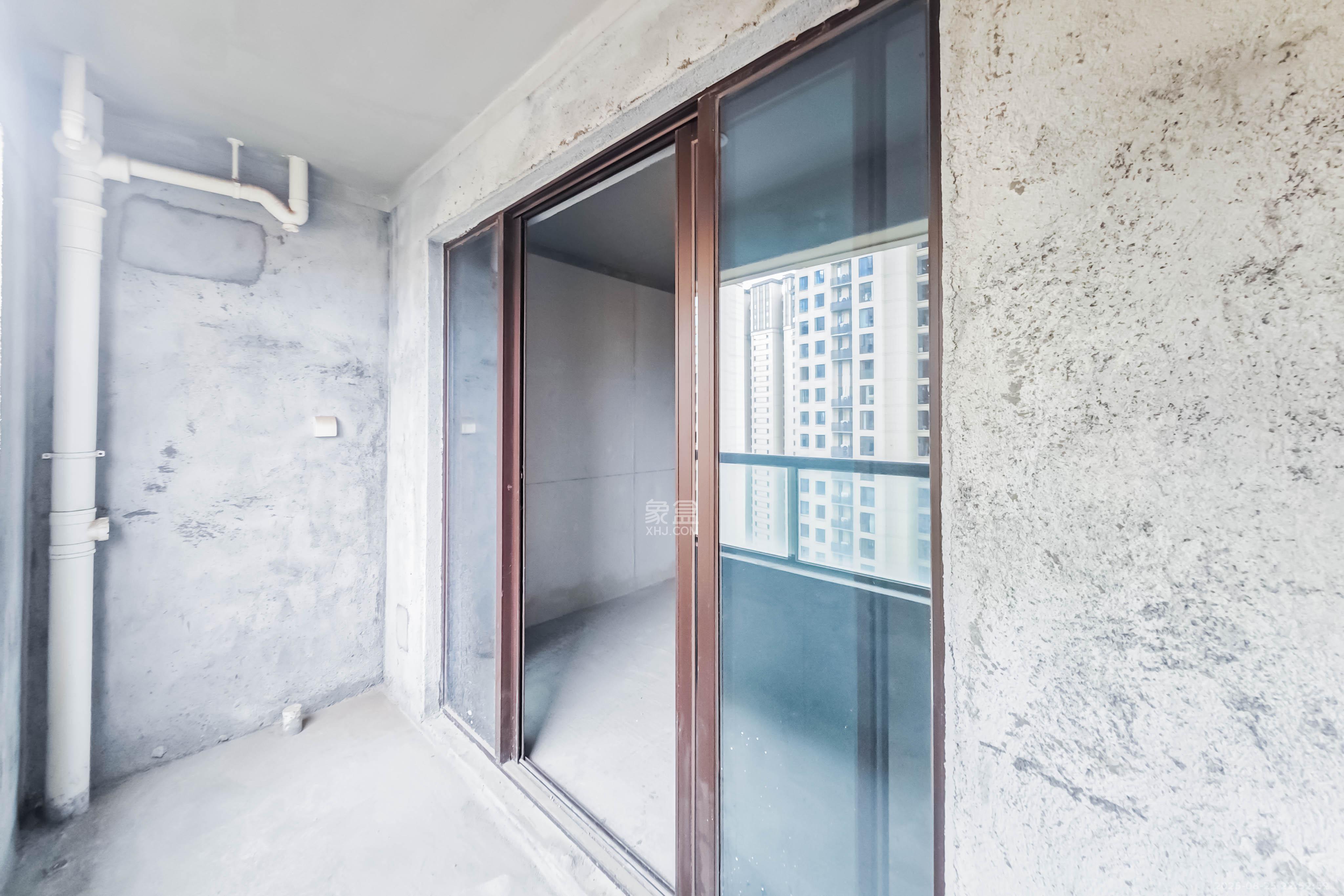 中天星耀城 3室2厅2卫 104.0万 中天星耀城 3室2厅2卫 104.0万其他