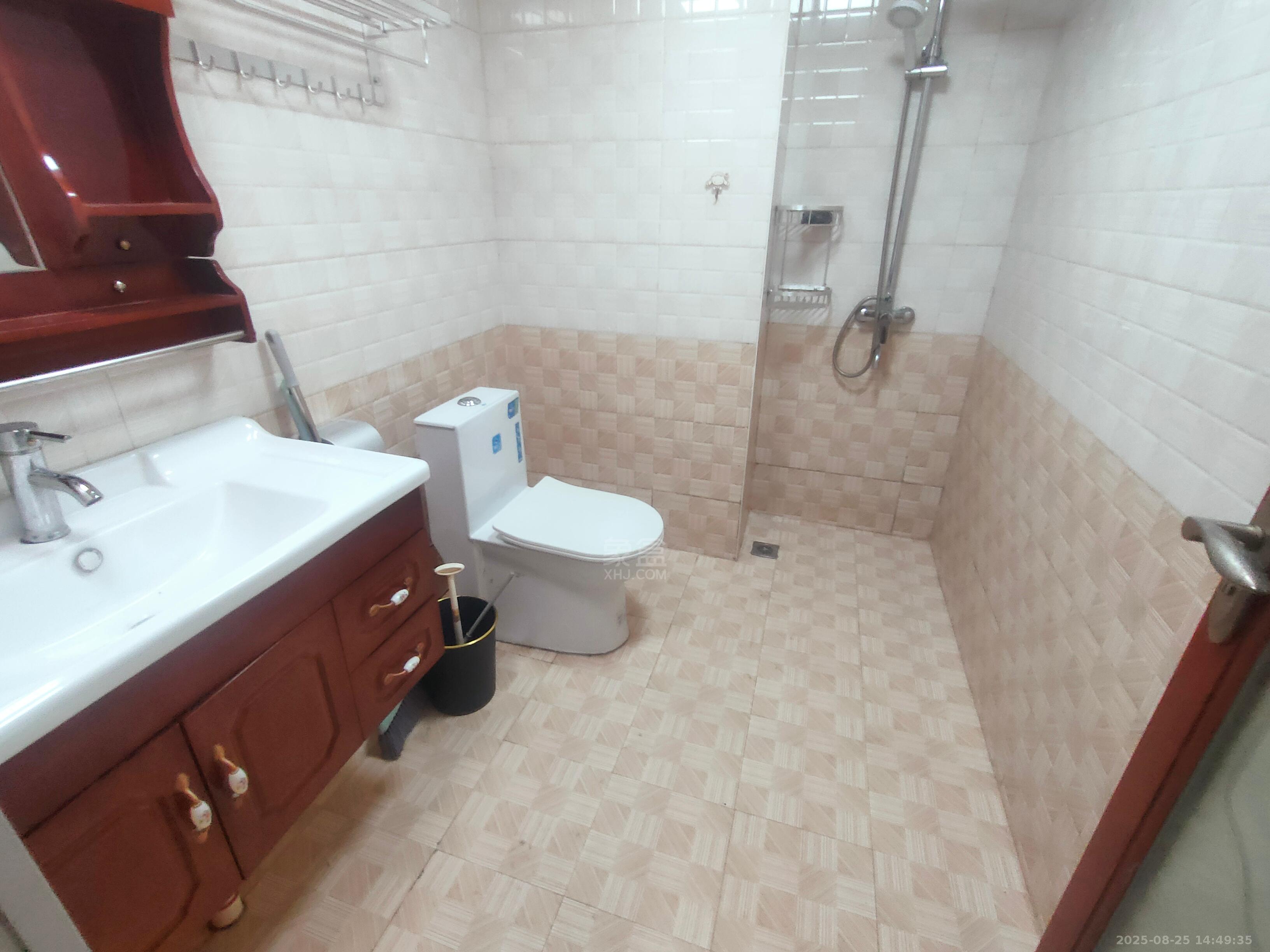 中泰财富湘江 1室1厅1卫 1500.0元/月 中泰财富湘江 1室1厅1卫 1500.0元/月室内图