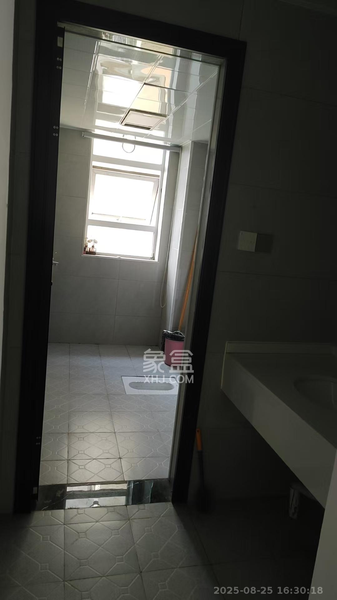 佳兆业君汇上品 4室1厅1卫 2200.0元/月 佳兆业君汇上品 4室1厅1卫 2200.0元/月室内图