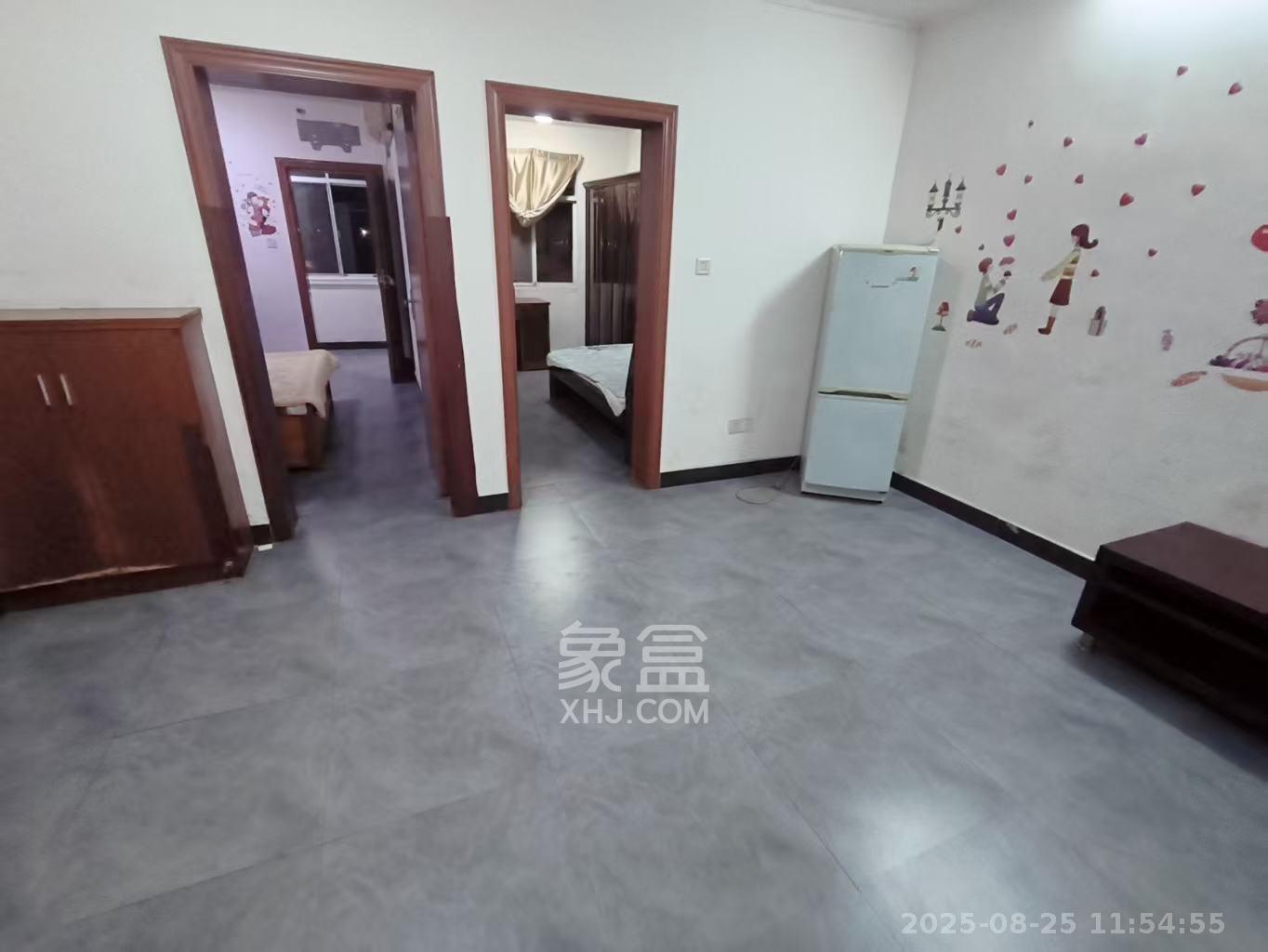 青山祠社区 2室1厅1卫 1300.0元/月 青山祠社区 2室1厅1卫 1300.0元/月室内图