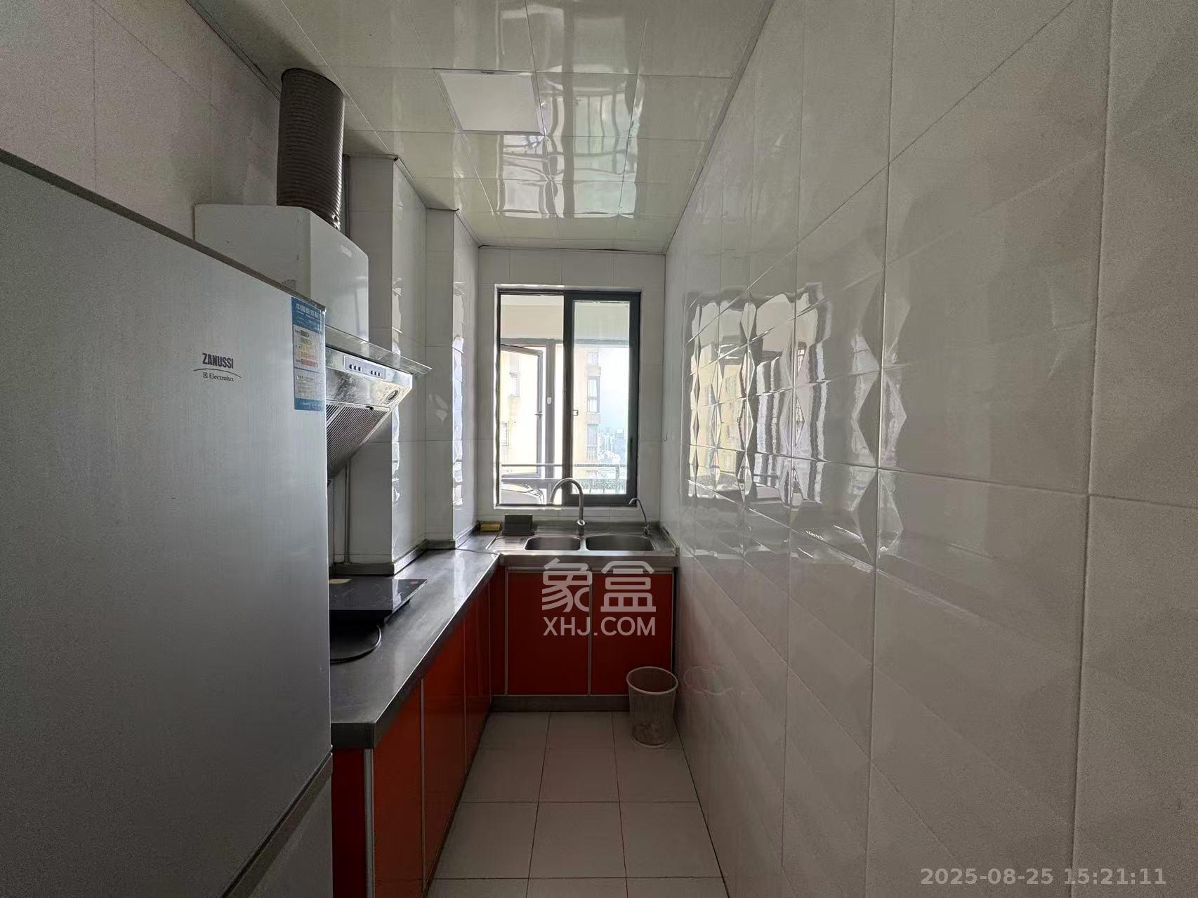 万博汇  1室1厅1卫    1600.0元/月 万博汇  1室1厅1卫    1600.0元/月室内图