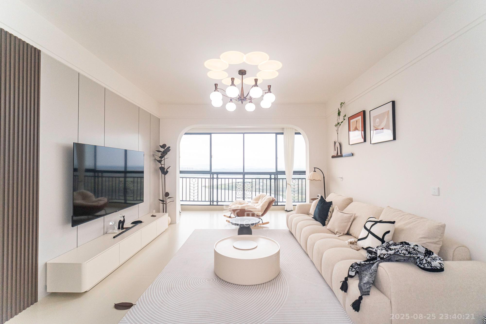 恒大翡翠华庭  3室2厅1卫    99.8万