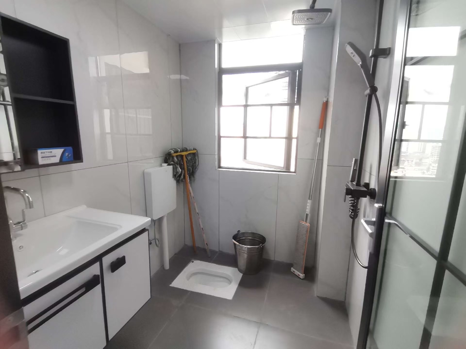 福天华府 2室1厅1卫 1833.0元/月 福天华府 2室1厅1卫 1833.0元/月室内图