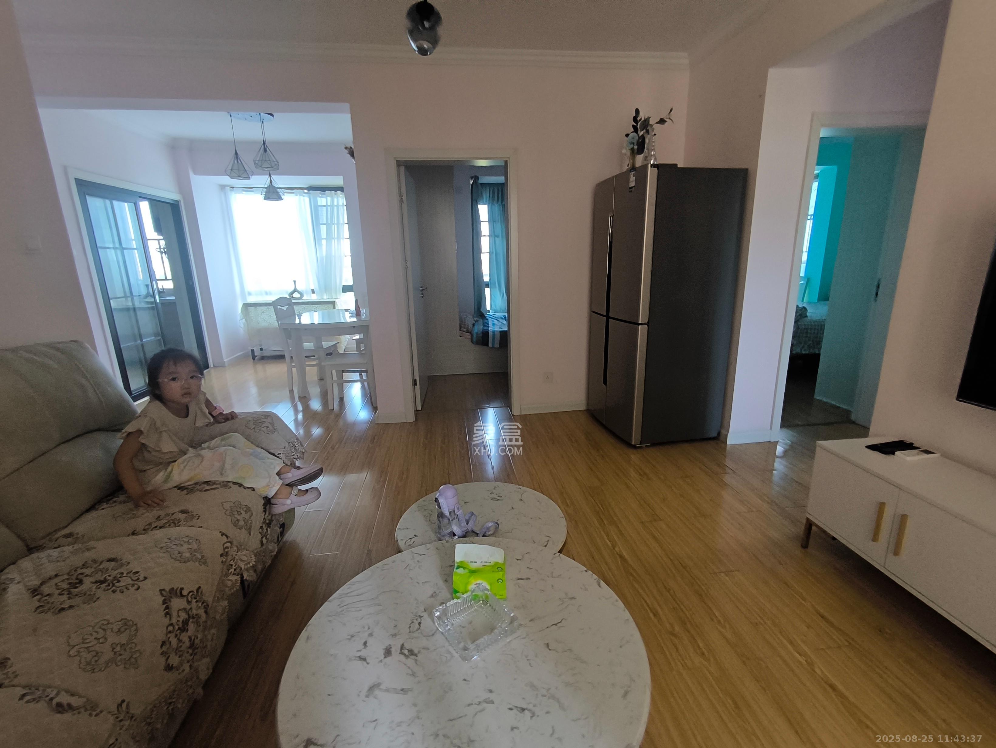 金轮星光名座 3室1厅1卫 2500.0元/月 金轮星光名座 3室1厅1卫 2500.0元/月室内图