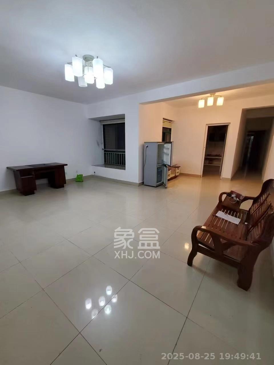 明城公寓 3室2厅2卫 1900.0元/月 明城公寓 3室2厅2卫 1900.0元/月室内图