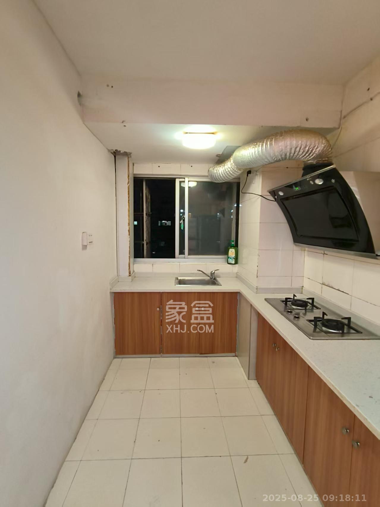 宏景名厦  3室1厅2卫    2100.0元/月 宏景名厦  3室1厅2卫    2100.0元/月室内图