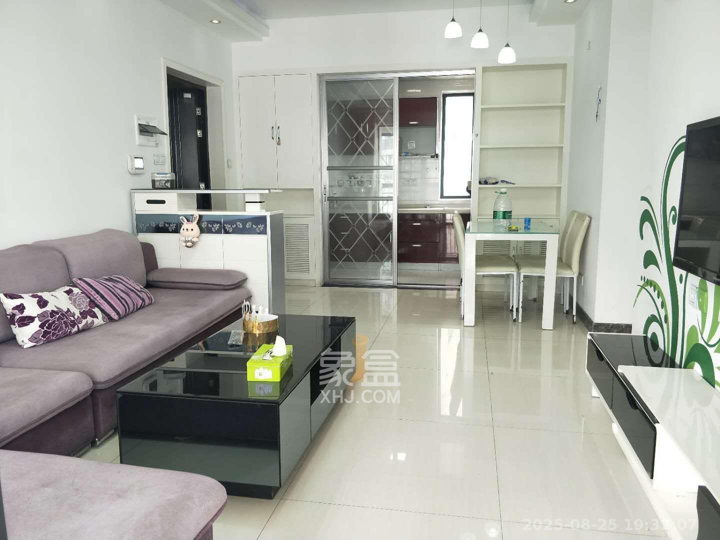 莱茵城 3室2厅1卫 2500.0元/月 莱茵城 3室2厅1卫 2500.0元/月室内图