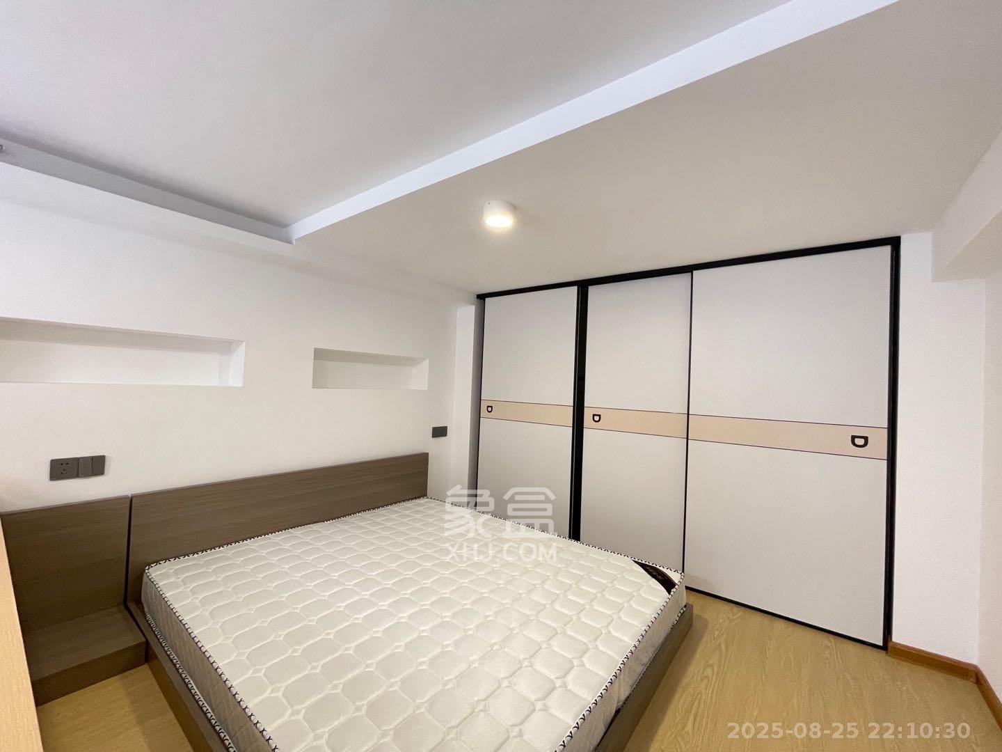 建发央玺（建发泱玺雅苑）  1室1厅1卫    2400.0元/月室内图