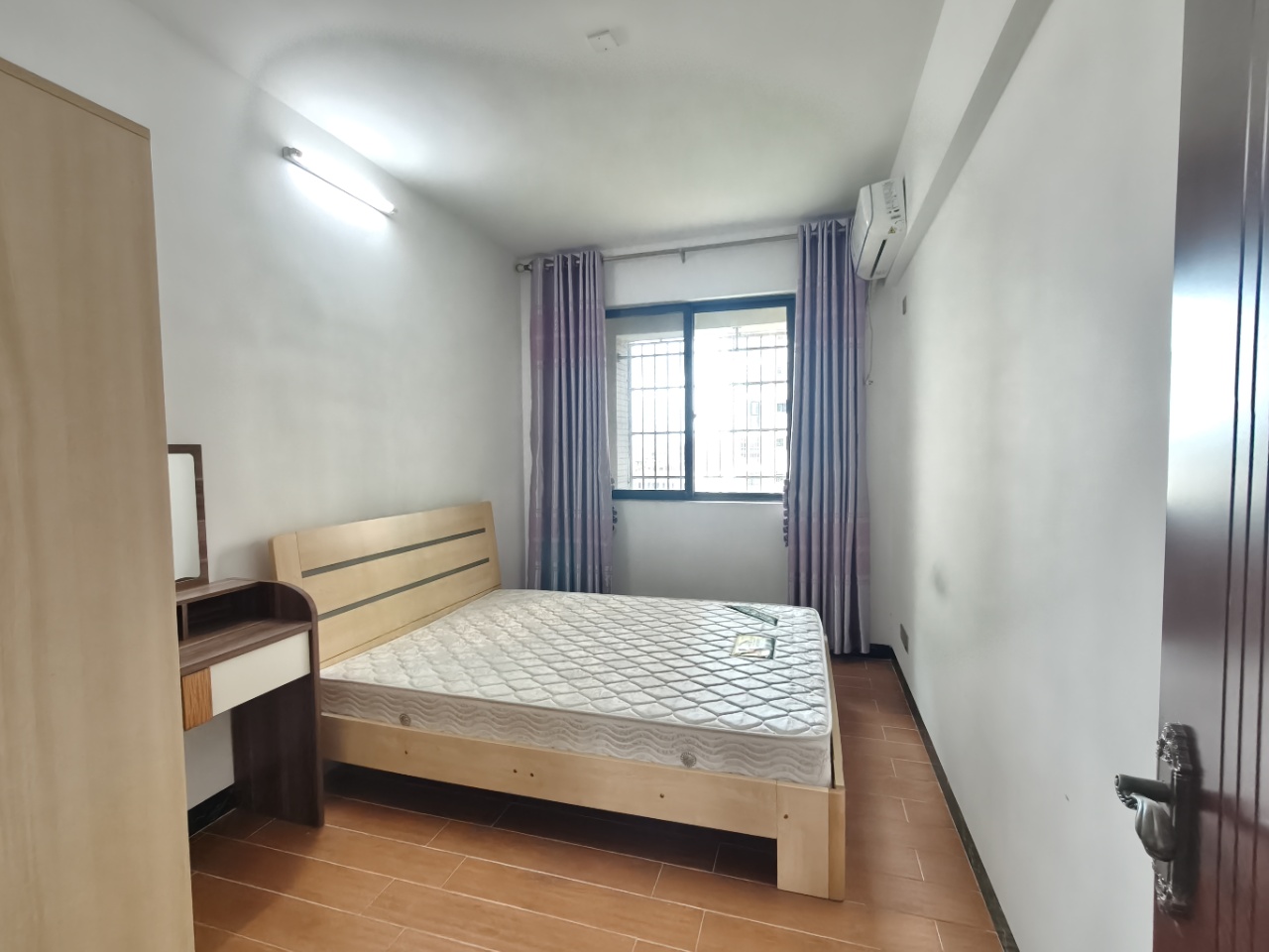 文博府B区  3室2厅2卫   2800.00元/月室内图