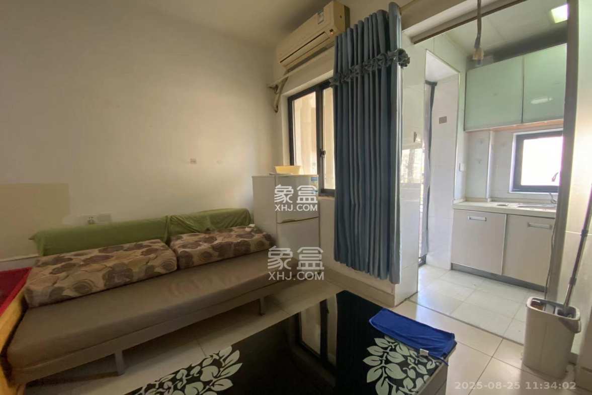 上峰苑(兰亭玥岛)  1室1厅1卫    1500.0元/月 上峰苑(兰亭玥岛)  1室1厅1卫    1500.0元/月室内图