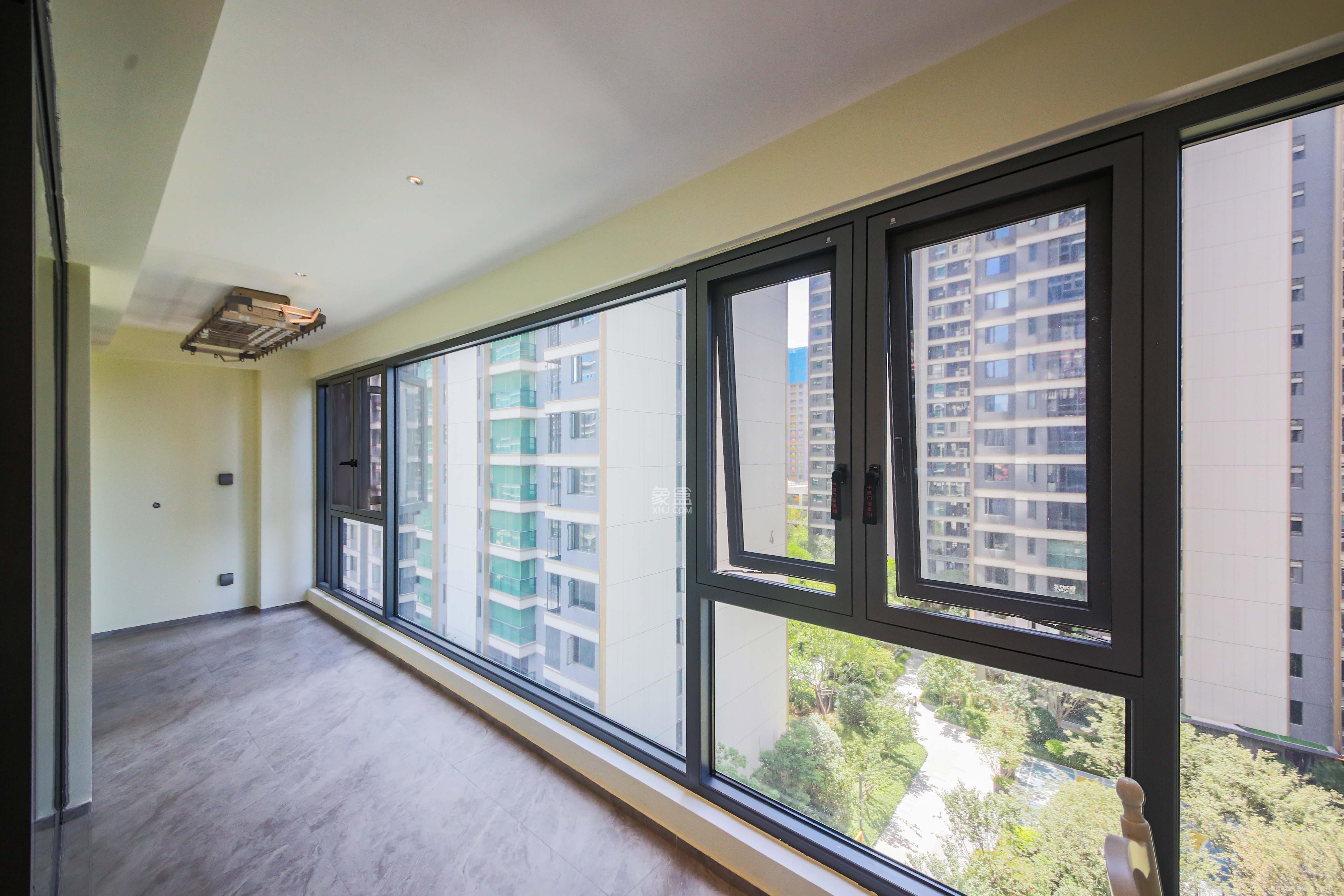 长沙润府B区 1室0厅0卫 315.0万 长沙润府B区 1室0厅0卫 315.0万阳台