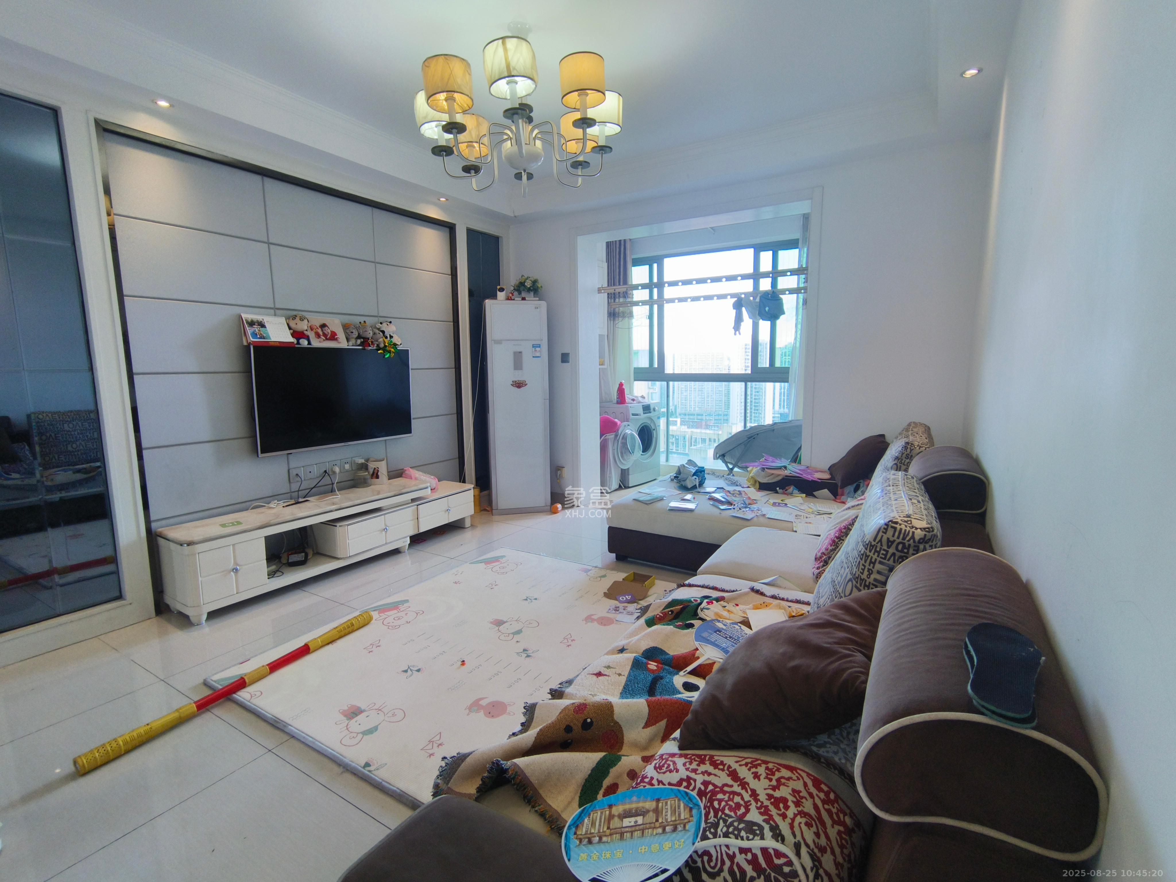 新城新世界一二三期  3室2厅1卫    2700.0元/月 新城新世界一二三期  3室2厅1卫    2700.0元/月室内图