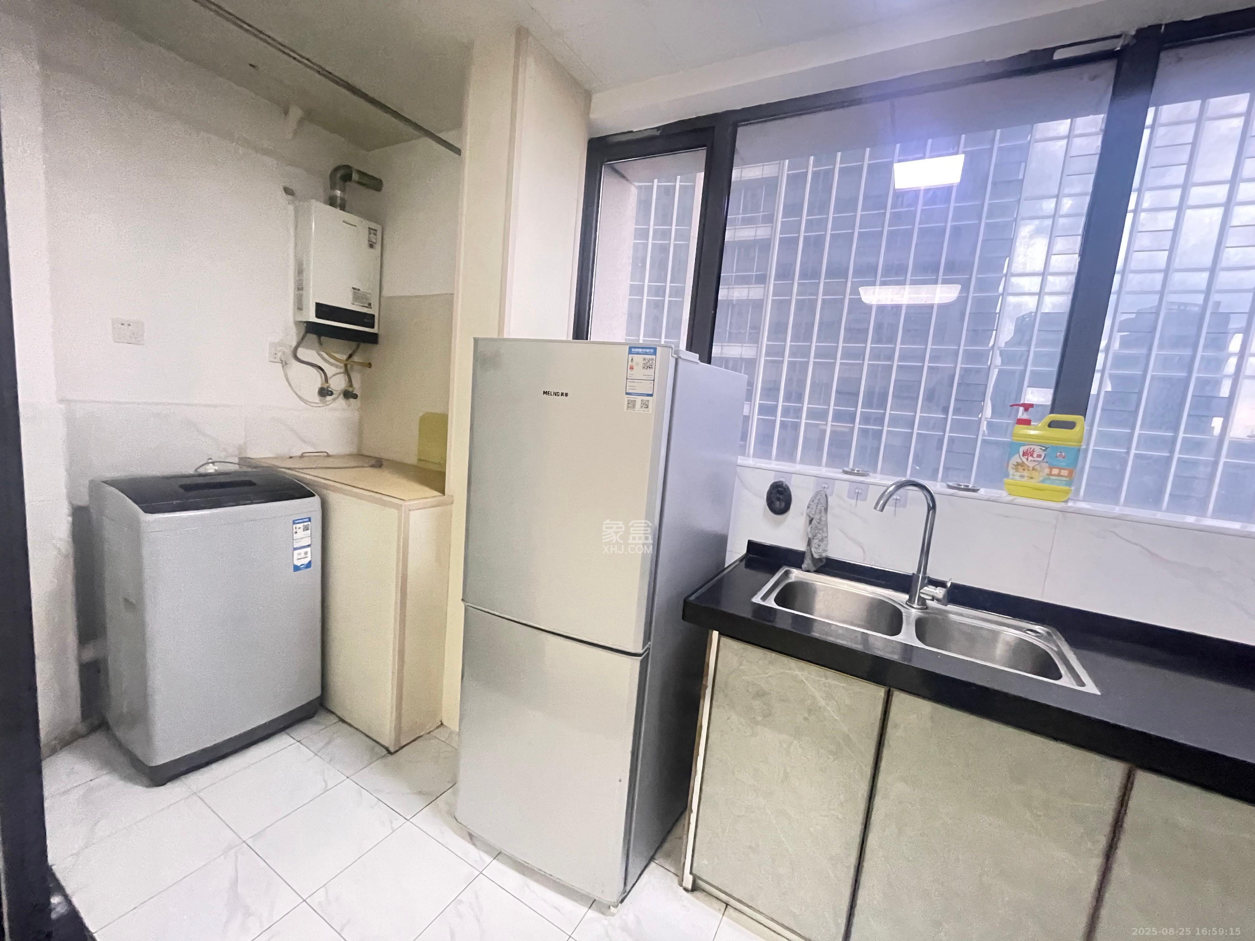 东友星座  1室1厅1卫    1800.0元/月 东友星座  1室1厅1卫    1800.0元/月室内图