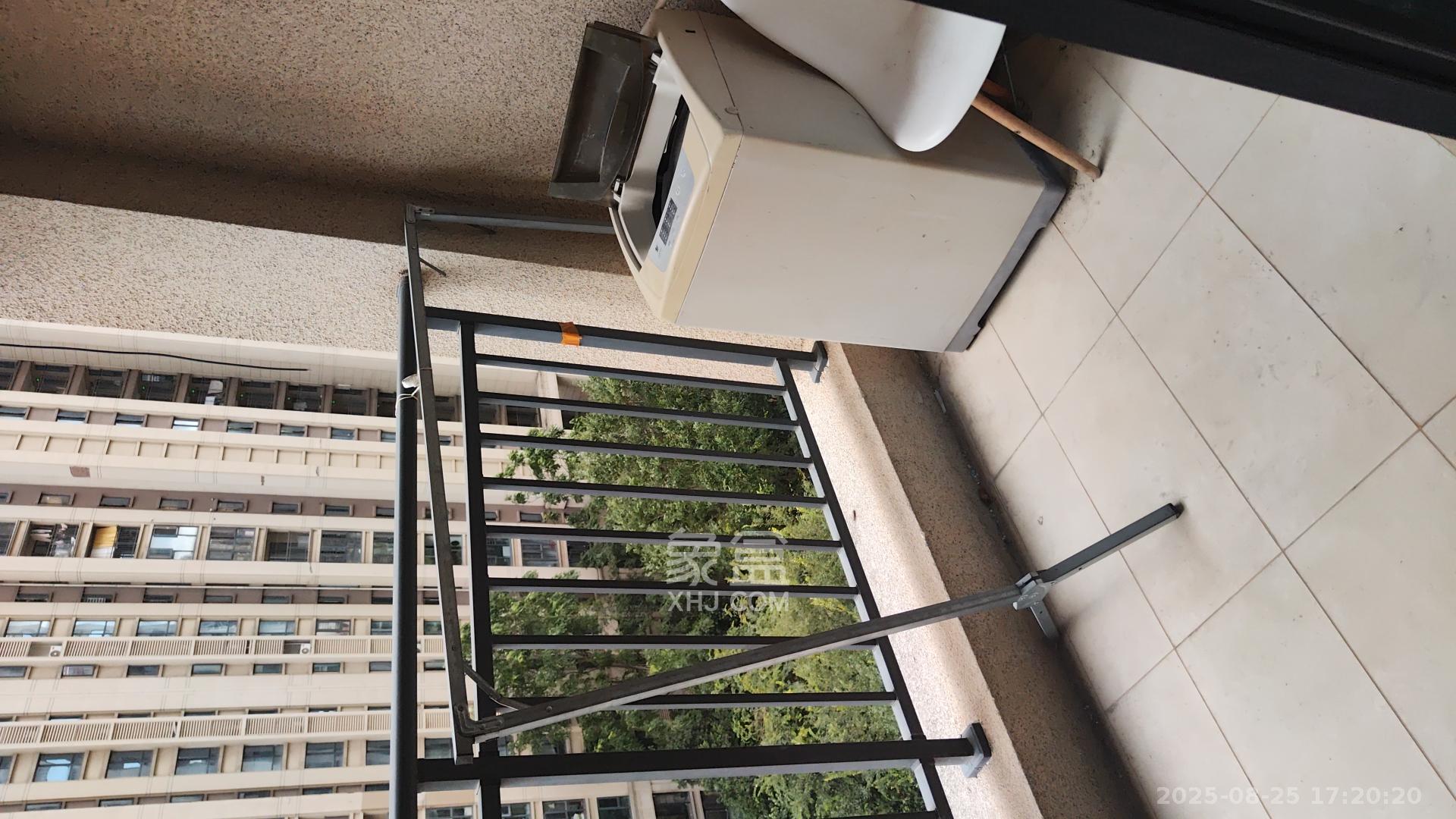 中海梅溪湖壹号 3室1厅1卫 2400.0元/月 中海梅溪湖壹号 3室1厅1卫 2400.0元/月室内图