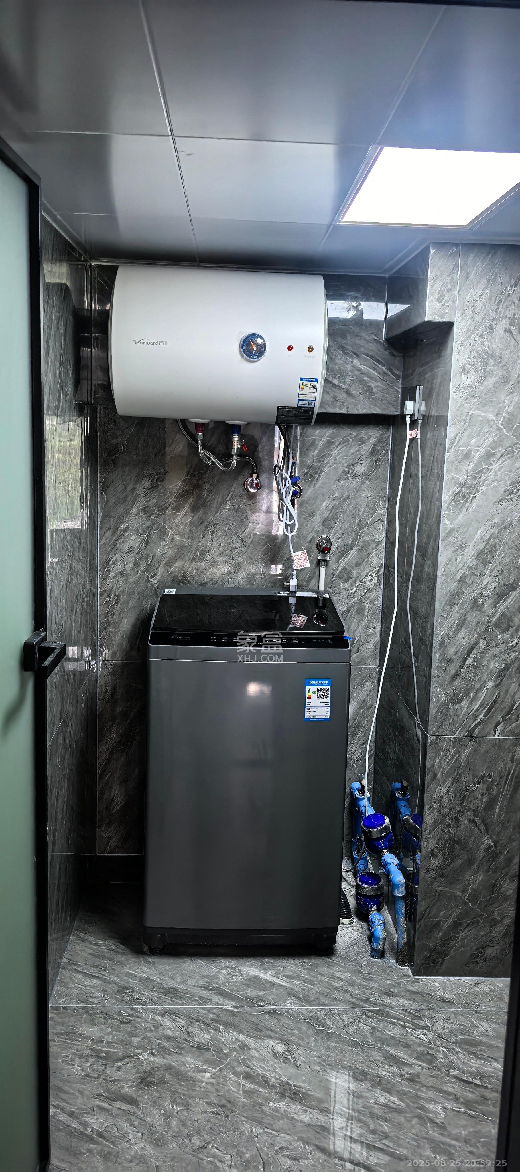 保利恒伟时光印象  1室1厅1卫    1200.0元/月室内图