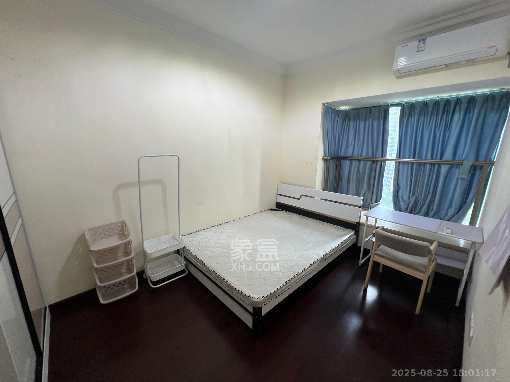 恒大雅苑 3室2厅1卫 2600.0元/月 恒大雅苑 3室2厅1卫 2600.0元/月室内图