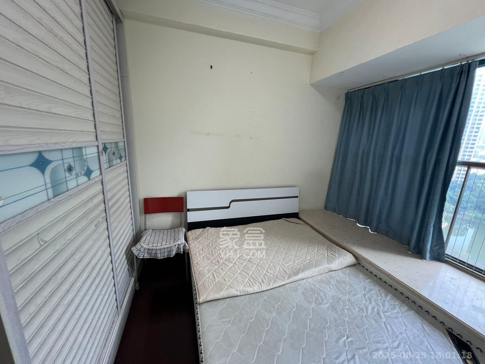 恒大雅苑 3室2厅1卫 2600.0元/月 恒大雅苑 3室2厅1卫 2600.0元/月室内图