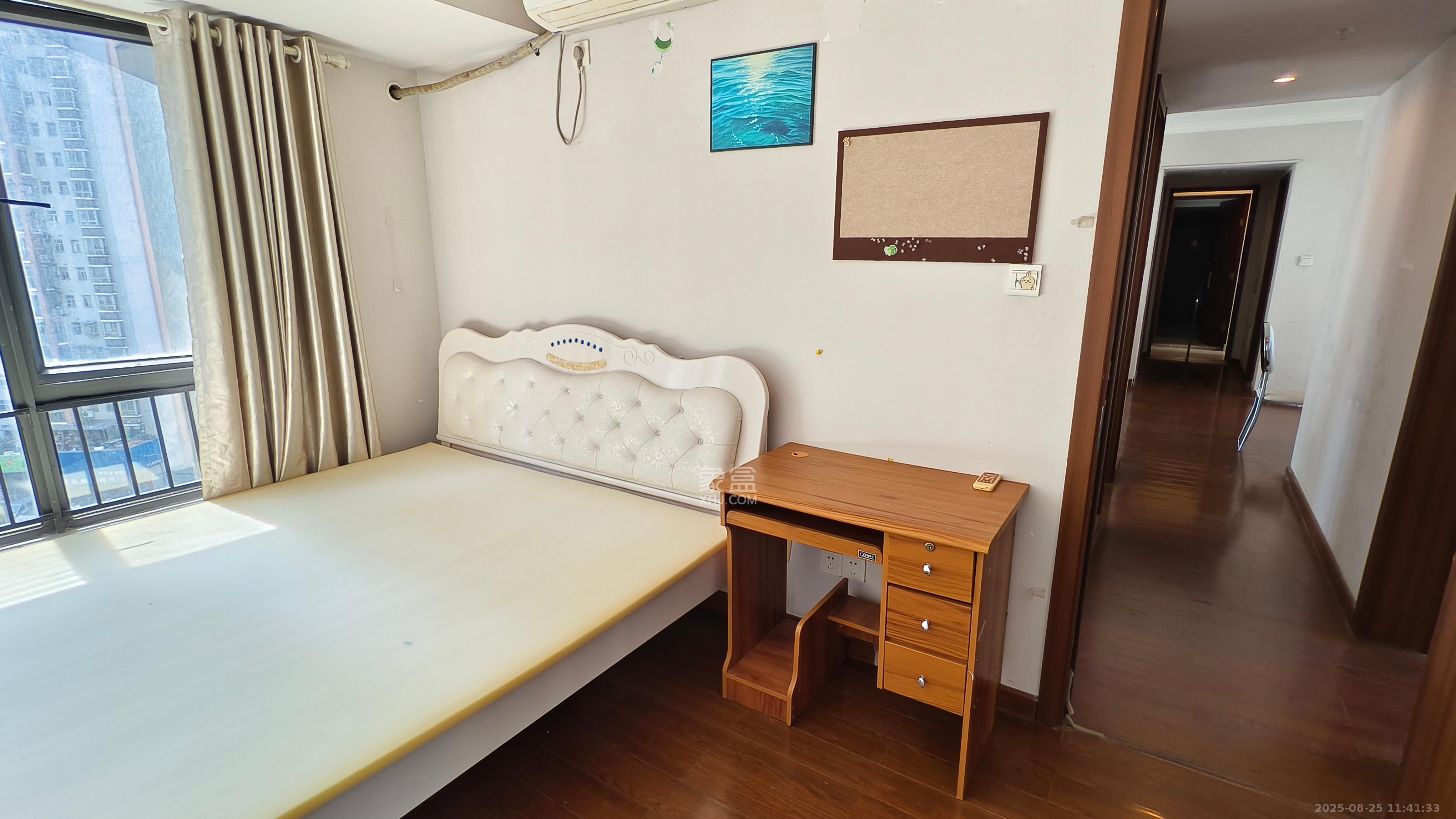 万科城市花园 3室2厅2卫 2000.0元/月 万科城市花园 3室2厅2卫 2000.0元/月室内图