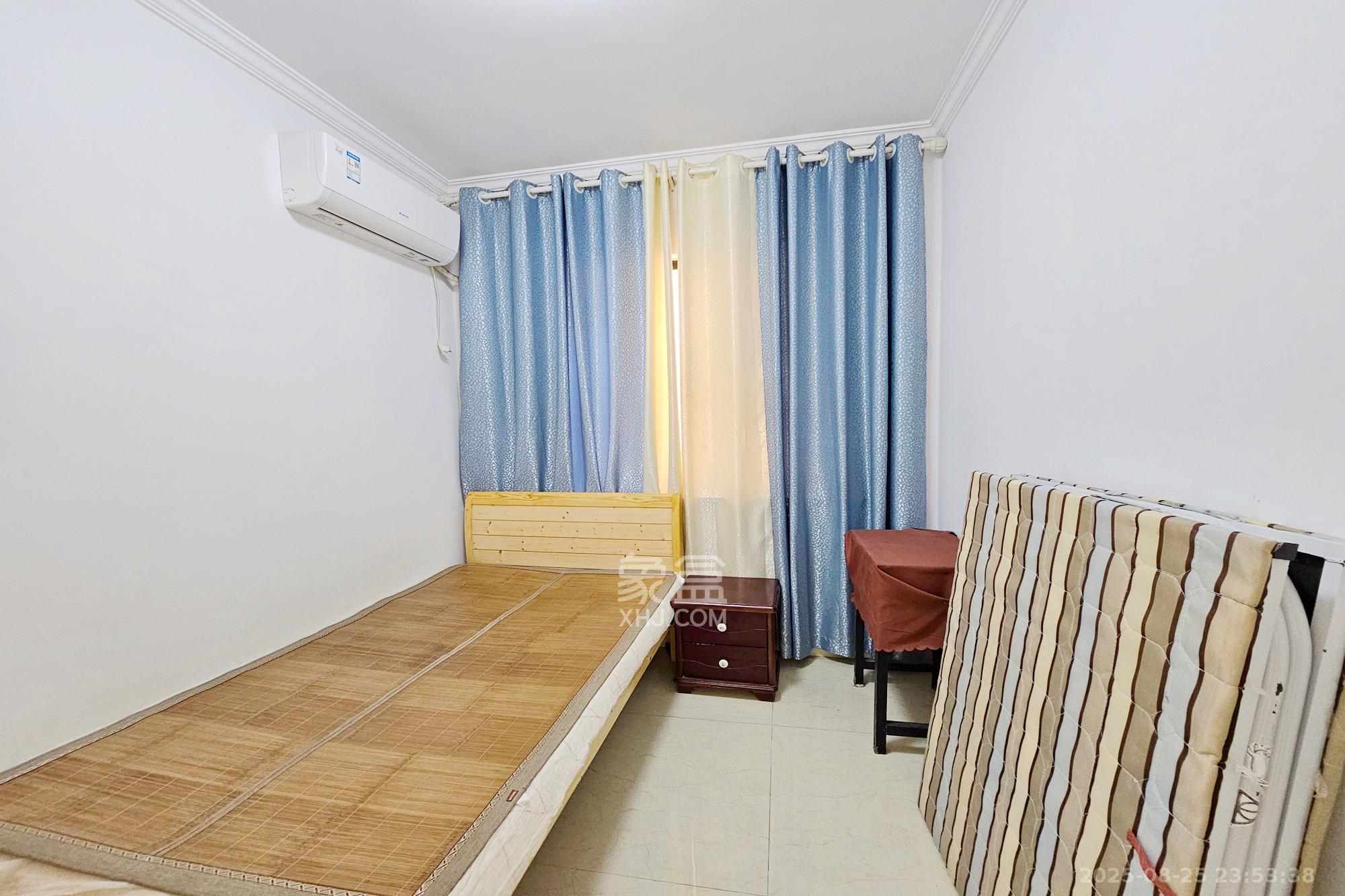 阳光城尚东湾学园区  2室1厅1卫    70.0万 阳光城尚东湾学园区  2室1厅1卫    70.0万卧室