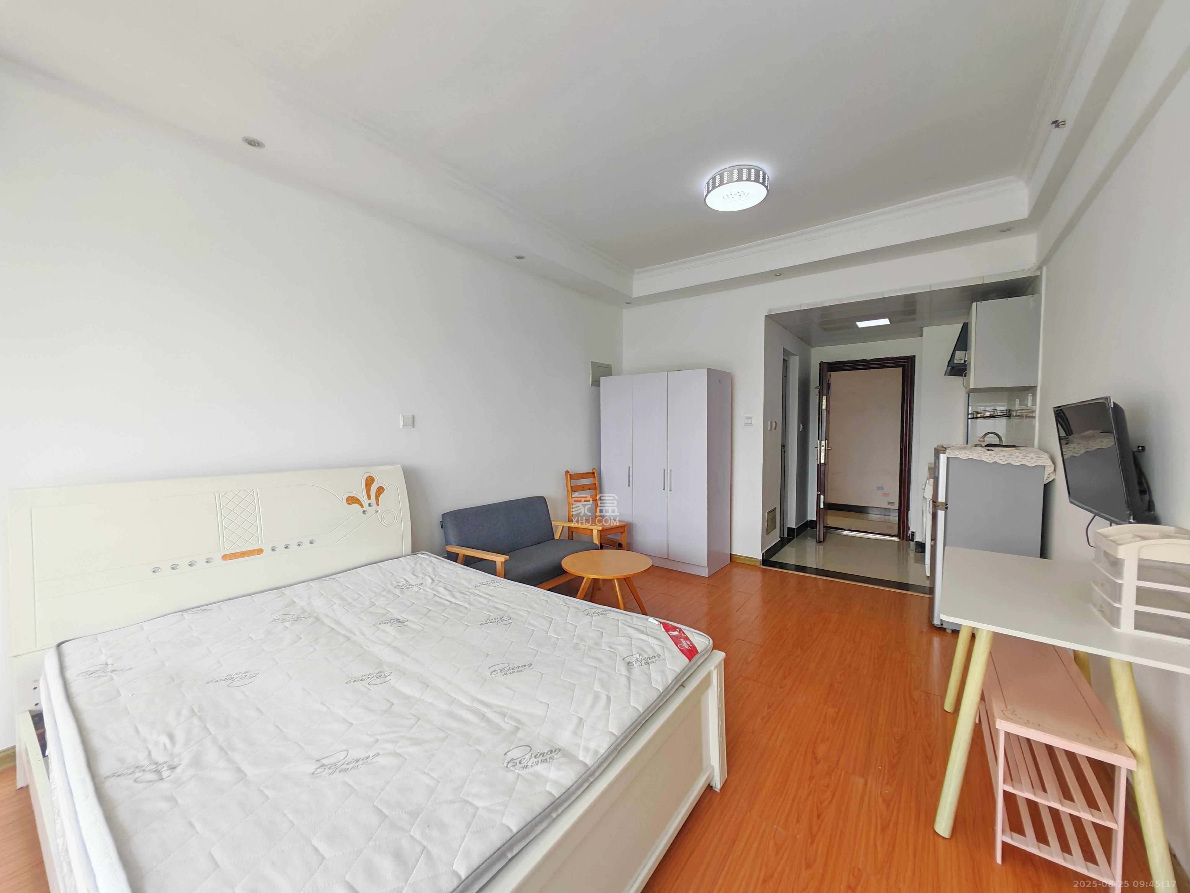 星城荣域  1室0厅0卫   1300.00元/月室内图