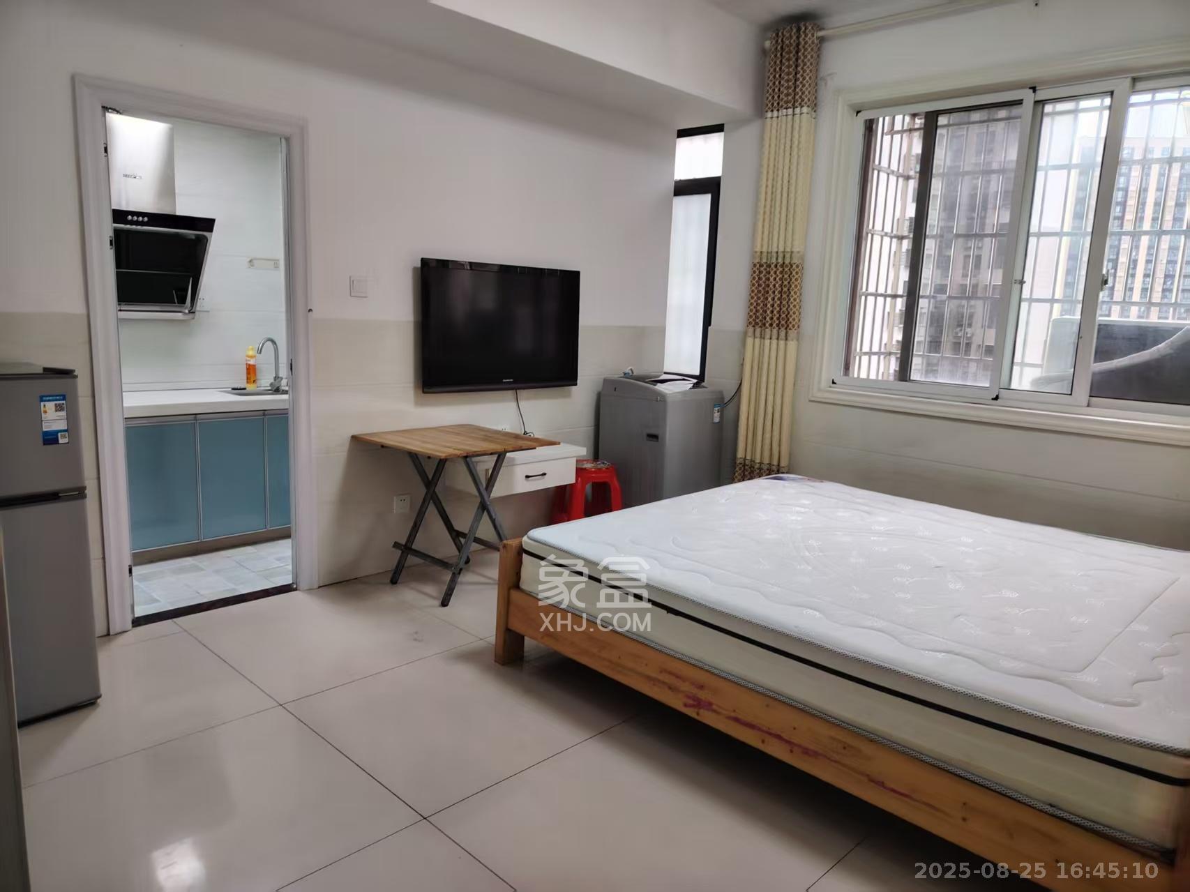 嘉顺苑  1室1厅1卫    1100.0元/月 嘉顺苑  1室1厅1卫    1100.0元/月室内图