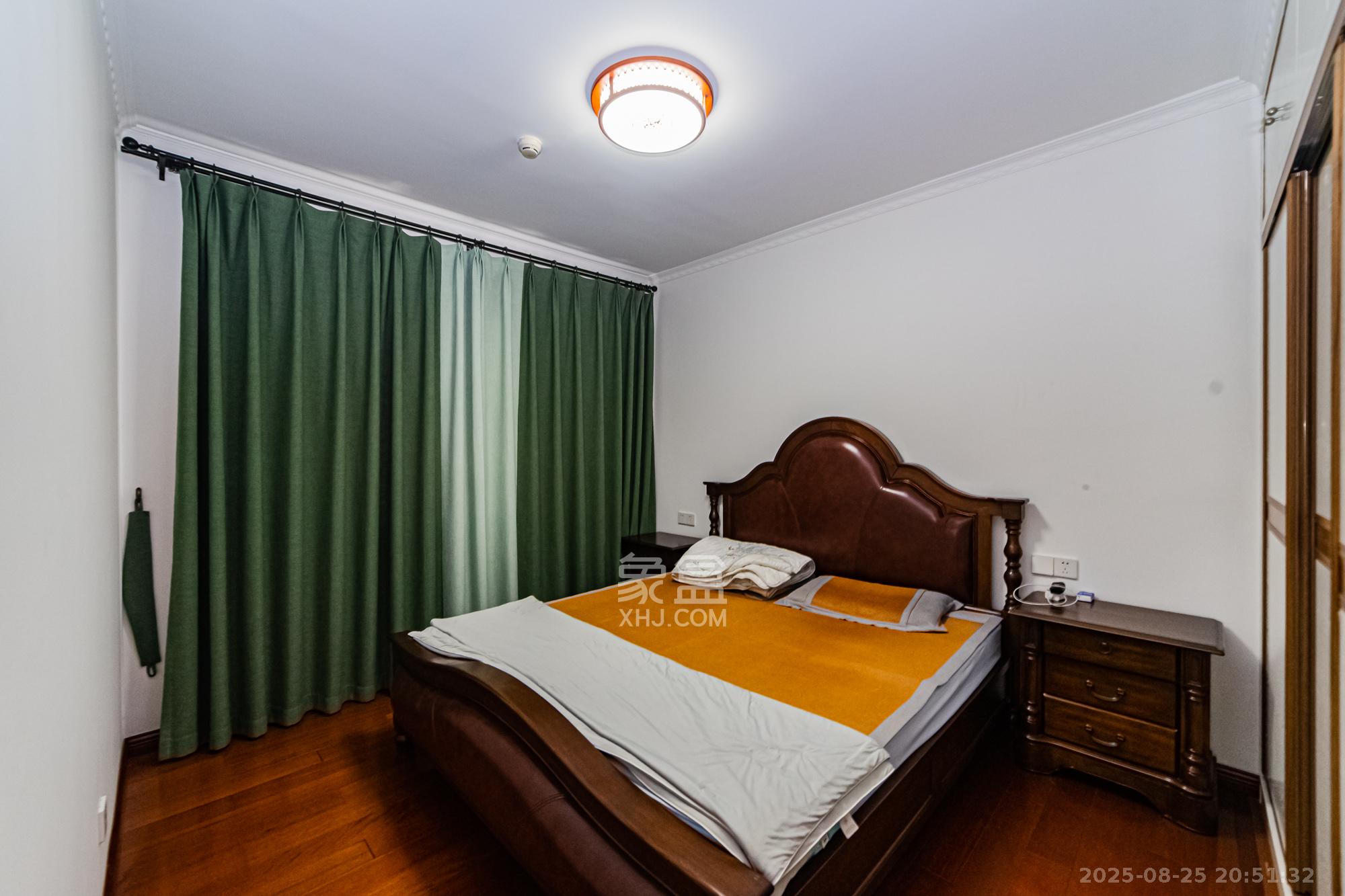 北辰三角洲E4区  3室2厅1卫    138.0万卧室