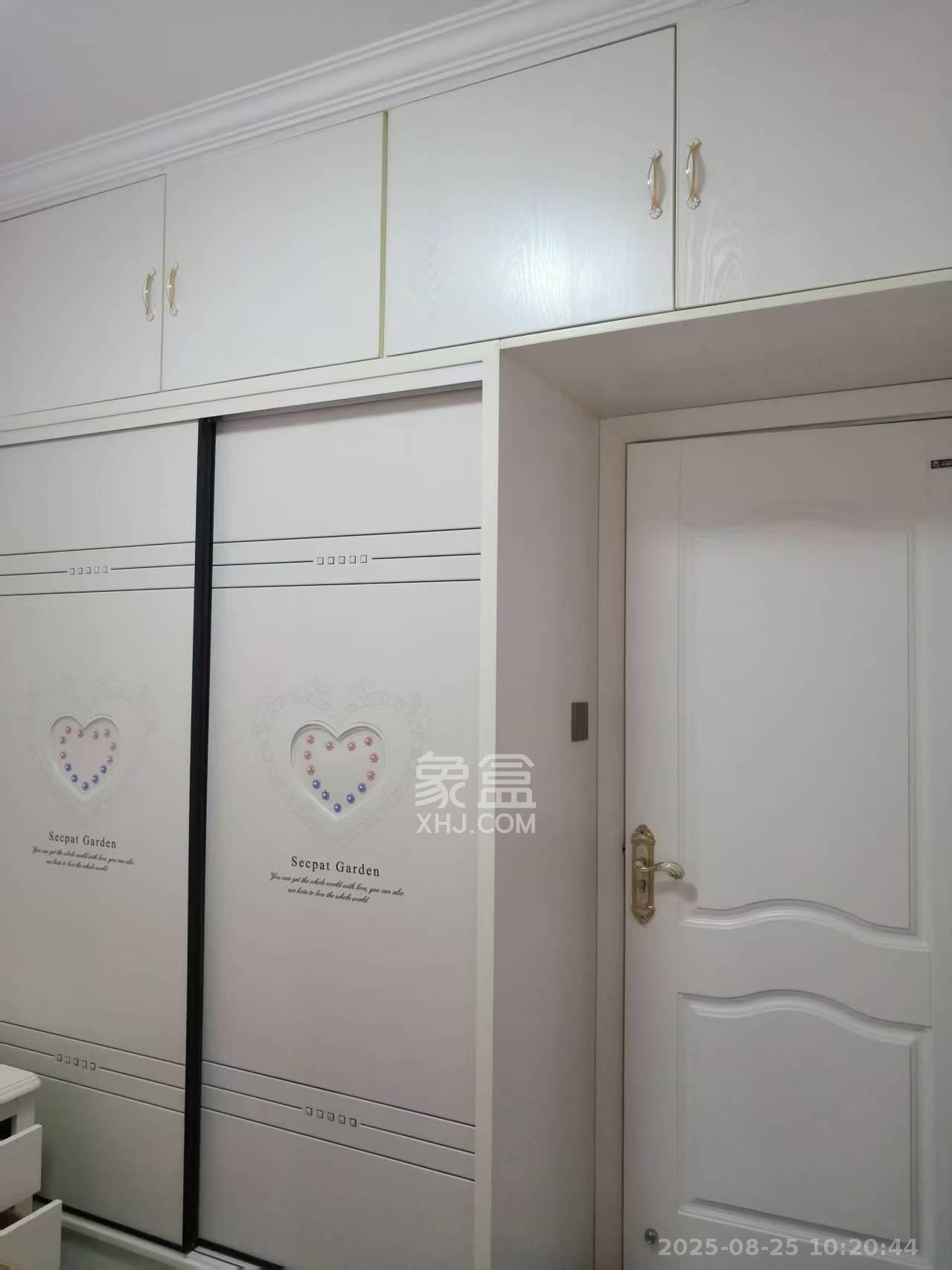 丰园城(鄱阳小区二期) 3室2厅1卫 2500.0元/月 丰园城(鄱阳小区二期) 3室2厅1卫 2500.0元/月室内图