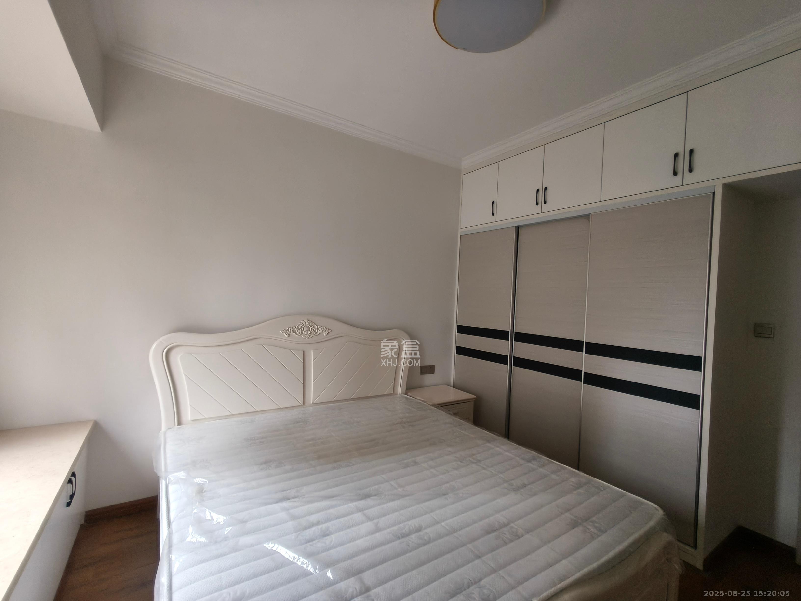 恒基凯旋门三期  3室2厅2卫    3200.0元/月 恒基凯旋门三期  3室2厅2卫    3200.0元/月室内图