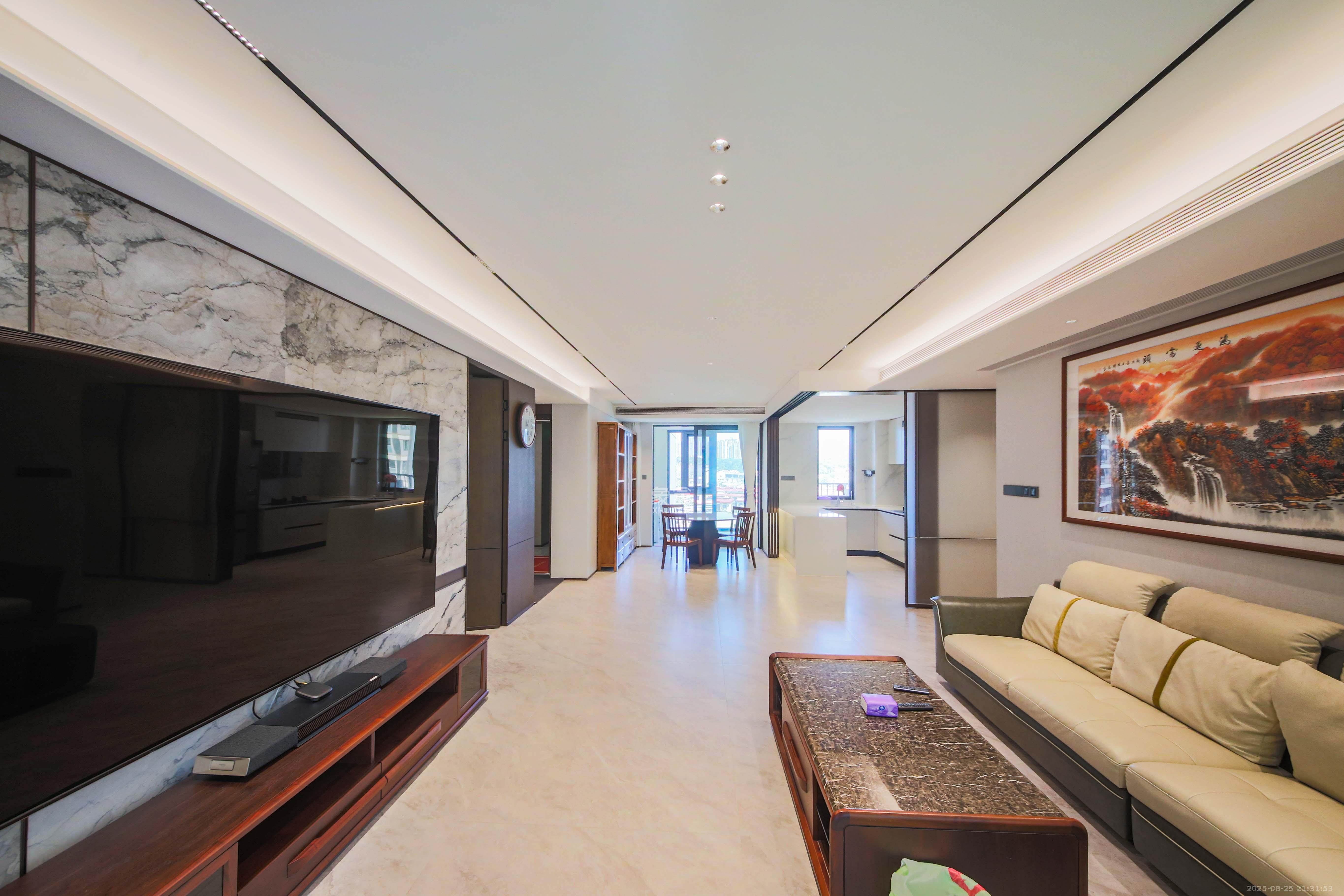 长沙润府B区 1室0厅0卫 315.0万 长沙润府B区 1室0厅0卫 315.0万客厅