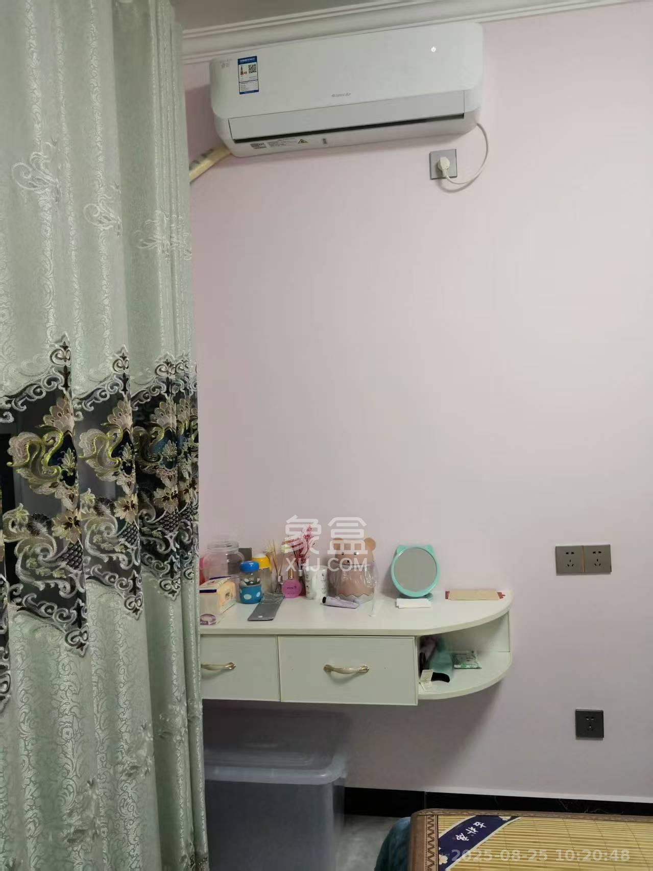 丰园城(鄱阳小区二期) 3室2厅1卫 2500.0元/月 丰园城(鄱阳小区二期) 3室2厅1卫 2500.0元/月室内图