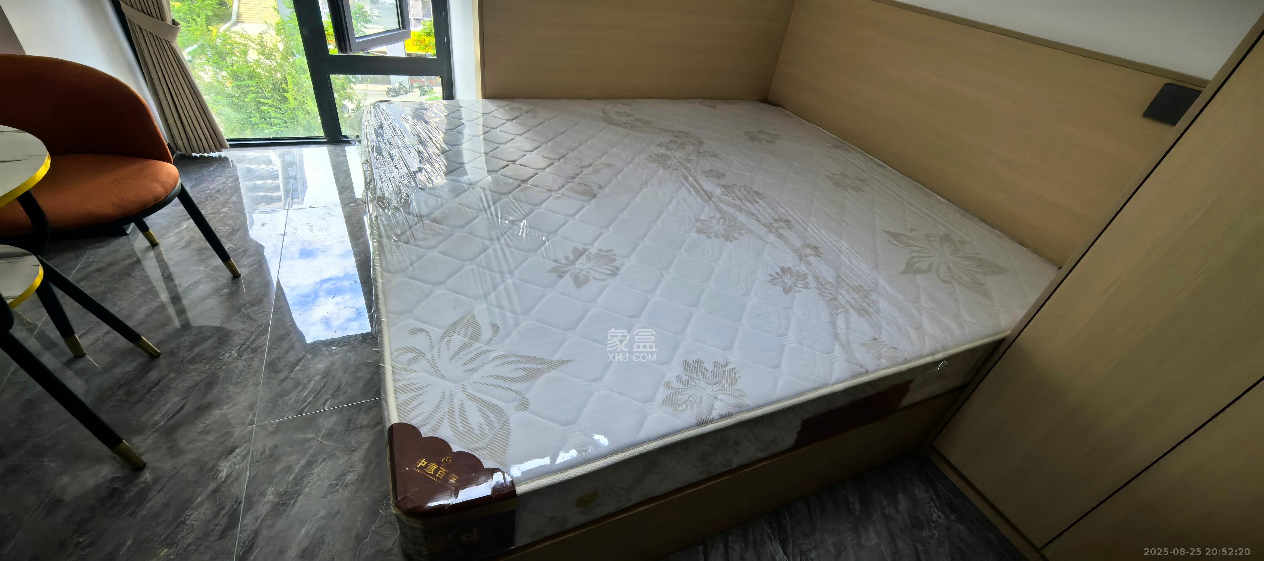 保利恒伟时光印象  1室1厅1卫    1200.0元/月室内图