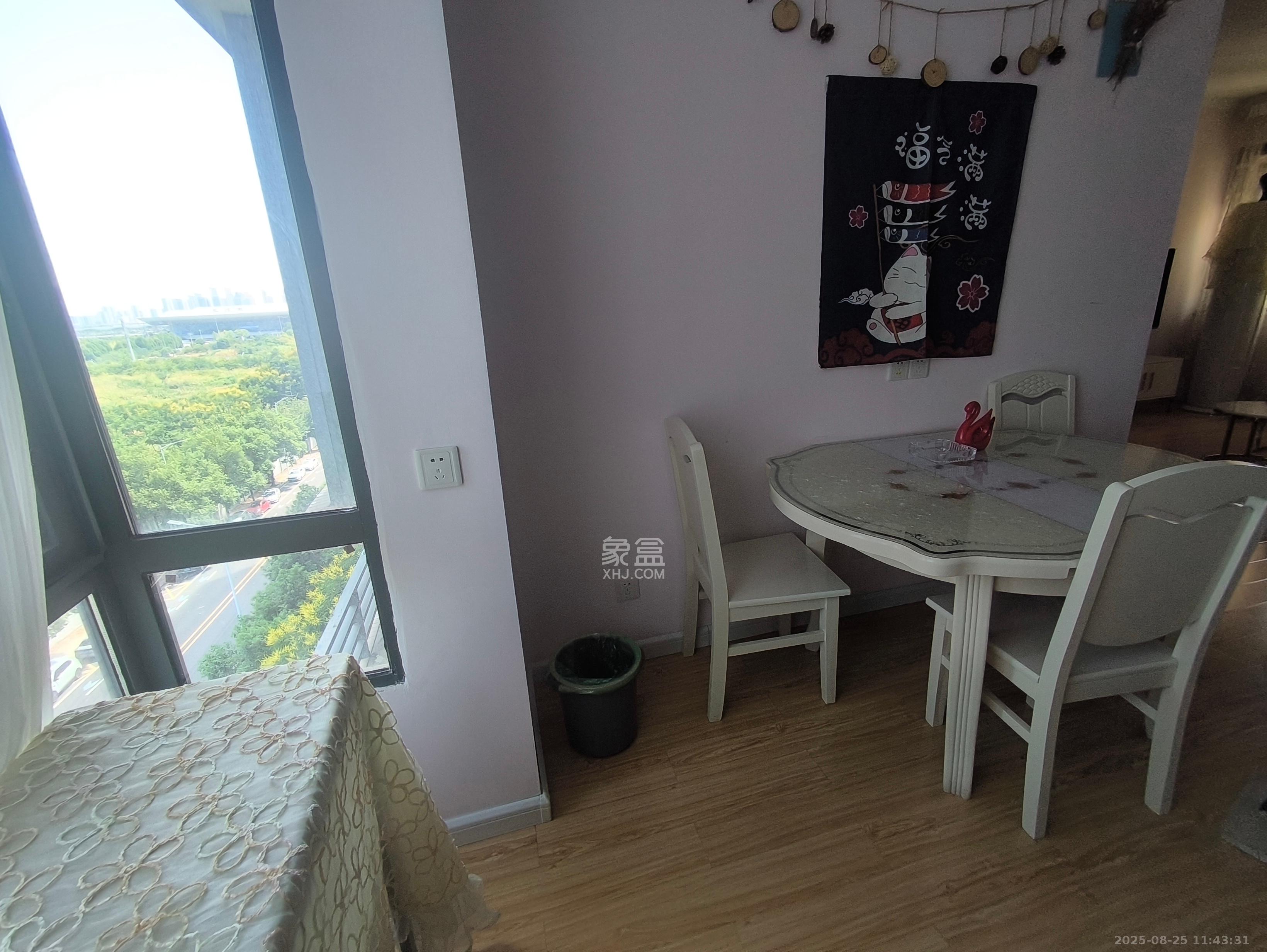 金轮星光名座 3室1厅1卫 2500.0元/月 金轮星光名座 3室1厅1卫 2500.0元/月室内图