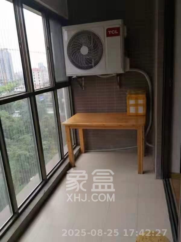 江山帝景哈佛  3室2厅1卫    1900.0元/月室内图
