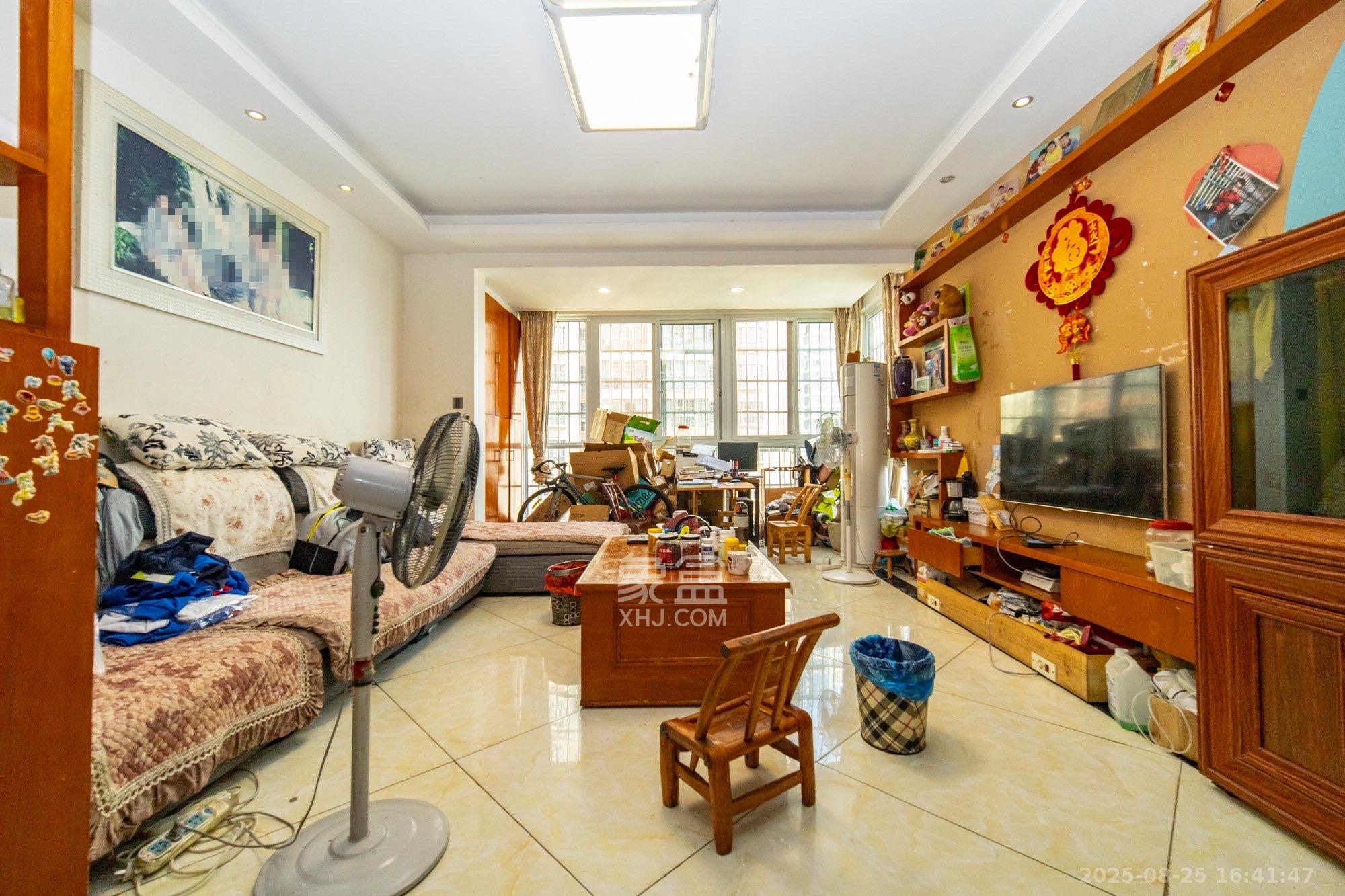 楚天世纪城东苑 4室2厅2卫 2000.0元/月 楚天世纪城东苑 4室2厅2卫 2000.0元/月室内图