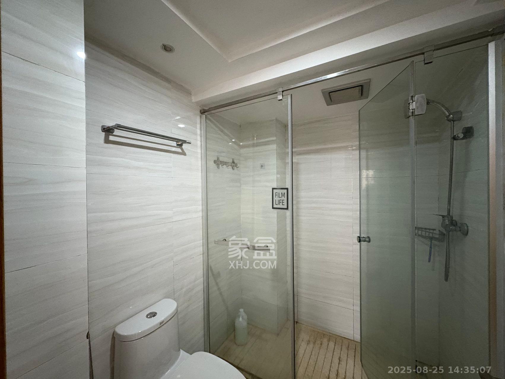 奥林匹克花园贡院二期 1室1厅1卫 1600.0元/月 奥林匹克花园贡院二期 1室1厅1卫 1600.0元/月室内图