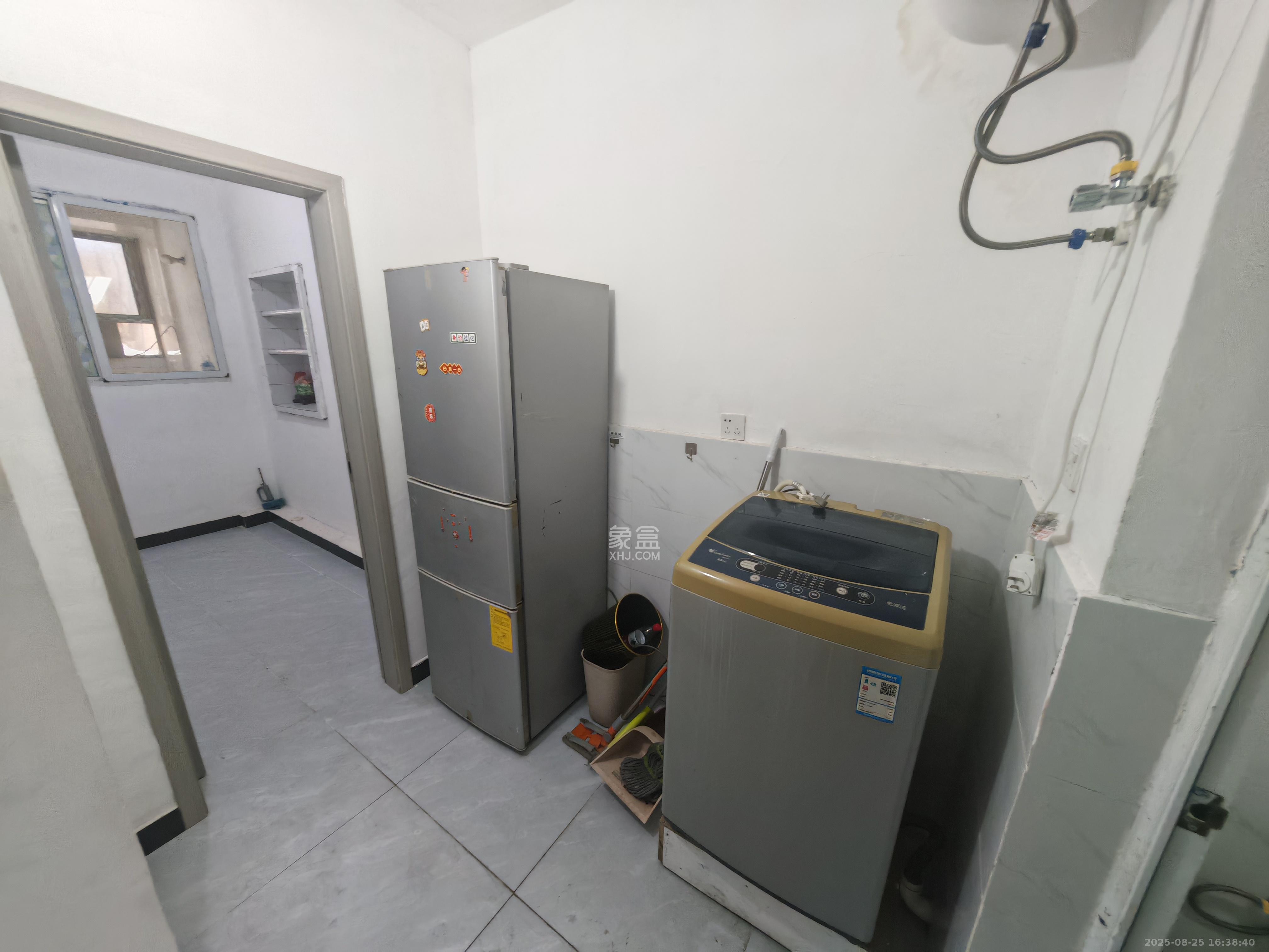 大众公寓（人人家宿舍）  2室1厅1卫    1500.0元/月室内图