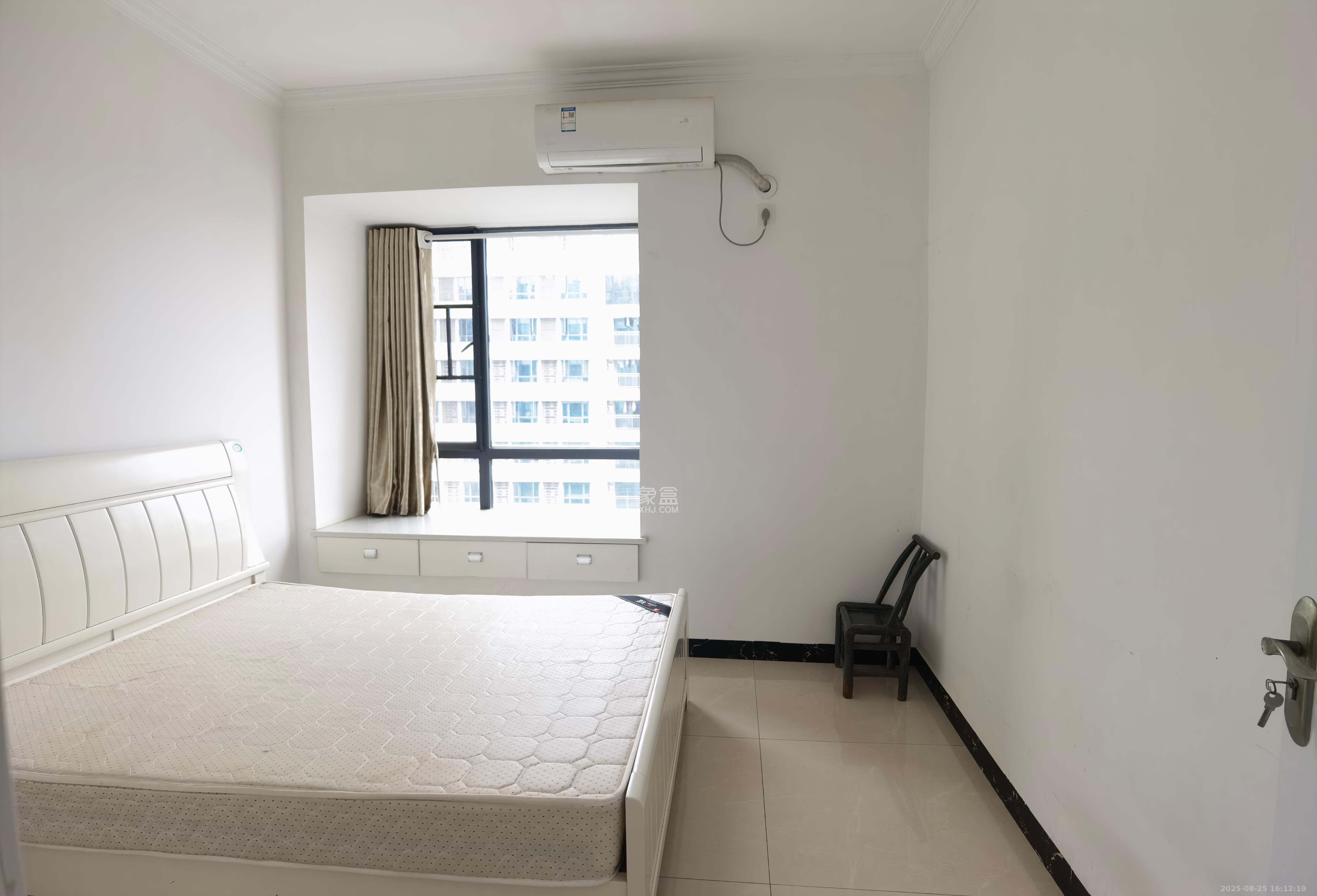 中信城市广场(中信新城一期)  2室2厅1卫    2000.0元/月 中信城市广场(中信新城一期)  2室2厅1卫    2000.0元/月室内图