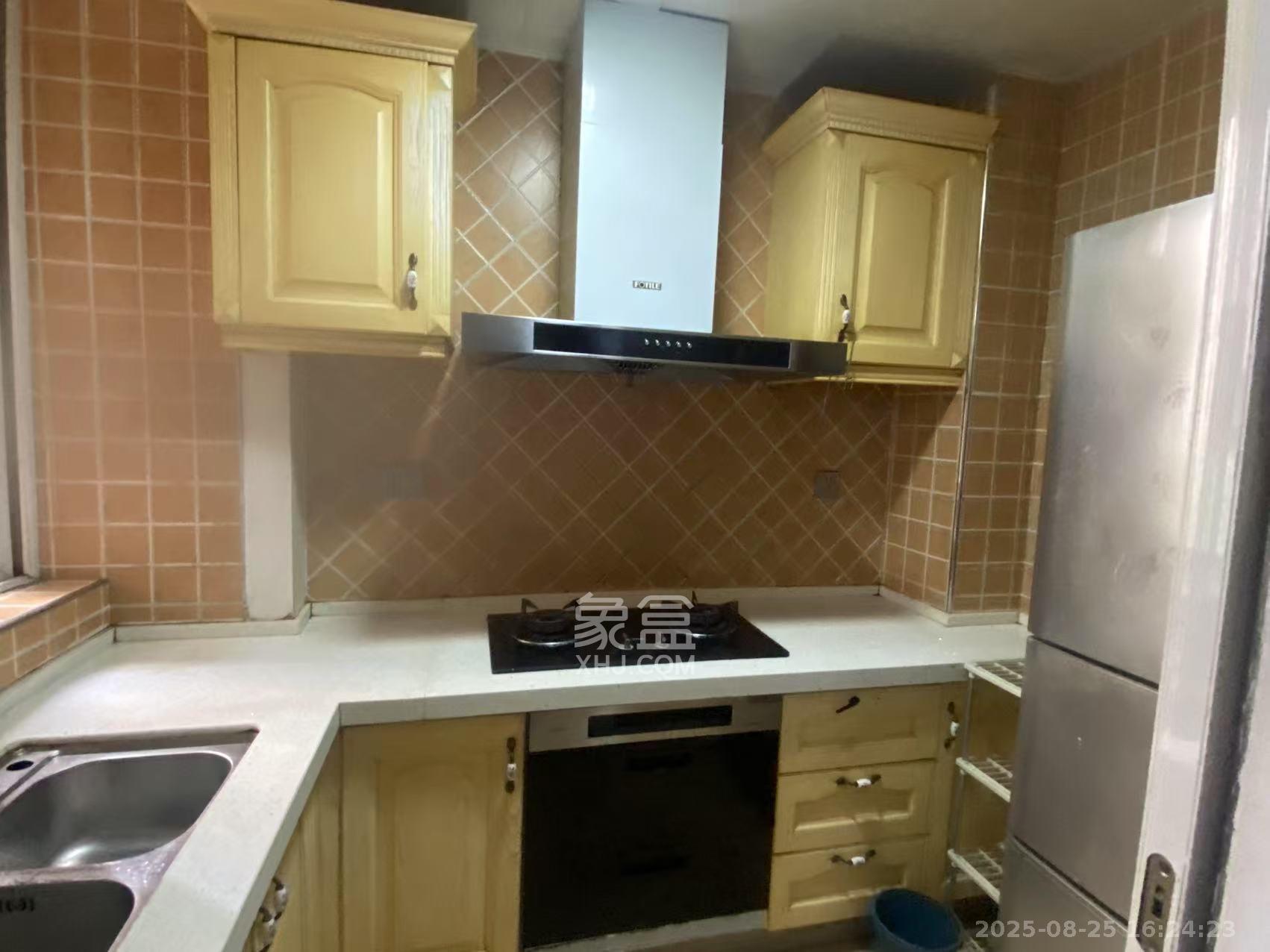 爱琴海岸 2室1厅1卫 1600.0元/月 爱琴海岸 2室1厅1卫 1600.0元/月室内图