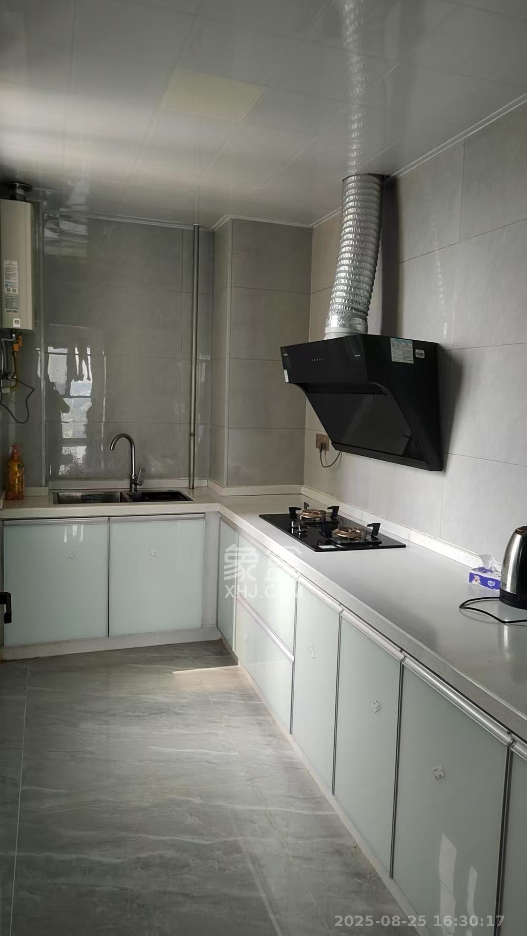 佳兆业君汇上品 4室1厅1卫 2200.0元/月 佳兆业君汇上品 4室1厅1卫 2200.0元/月室内图