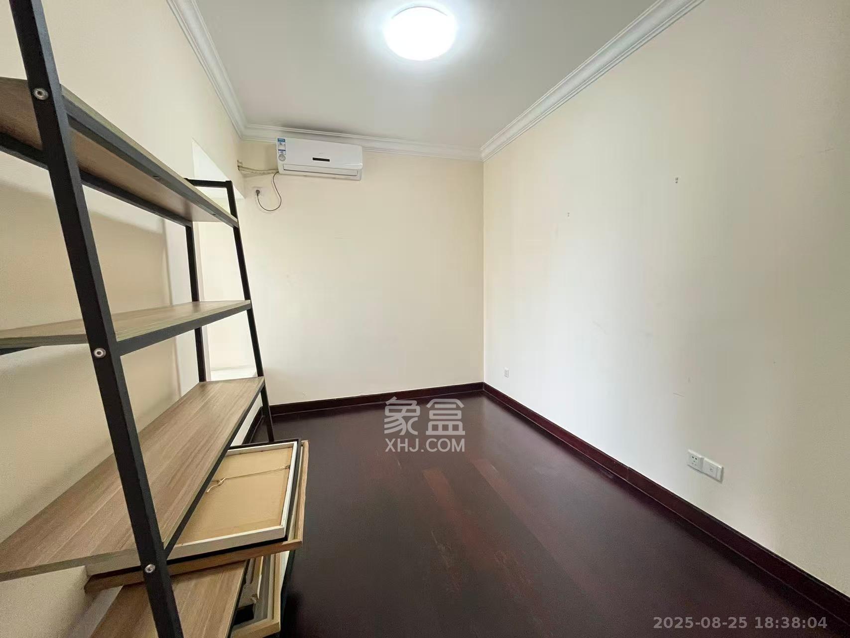 恒大雅苑 3室2厅2卫 2800.0元/月 恒大雅苑 3室2厅2卫 2800.0元/月室内图