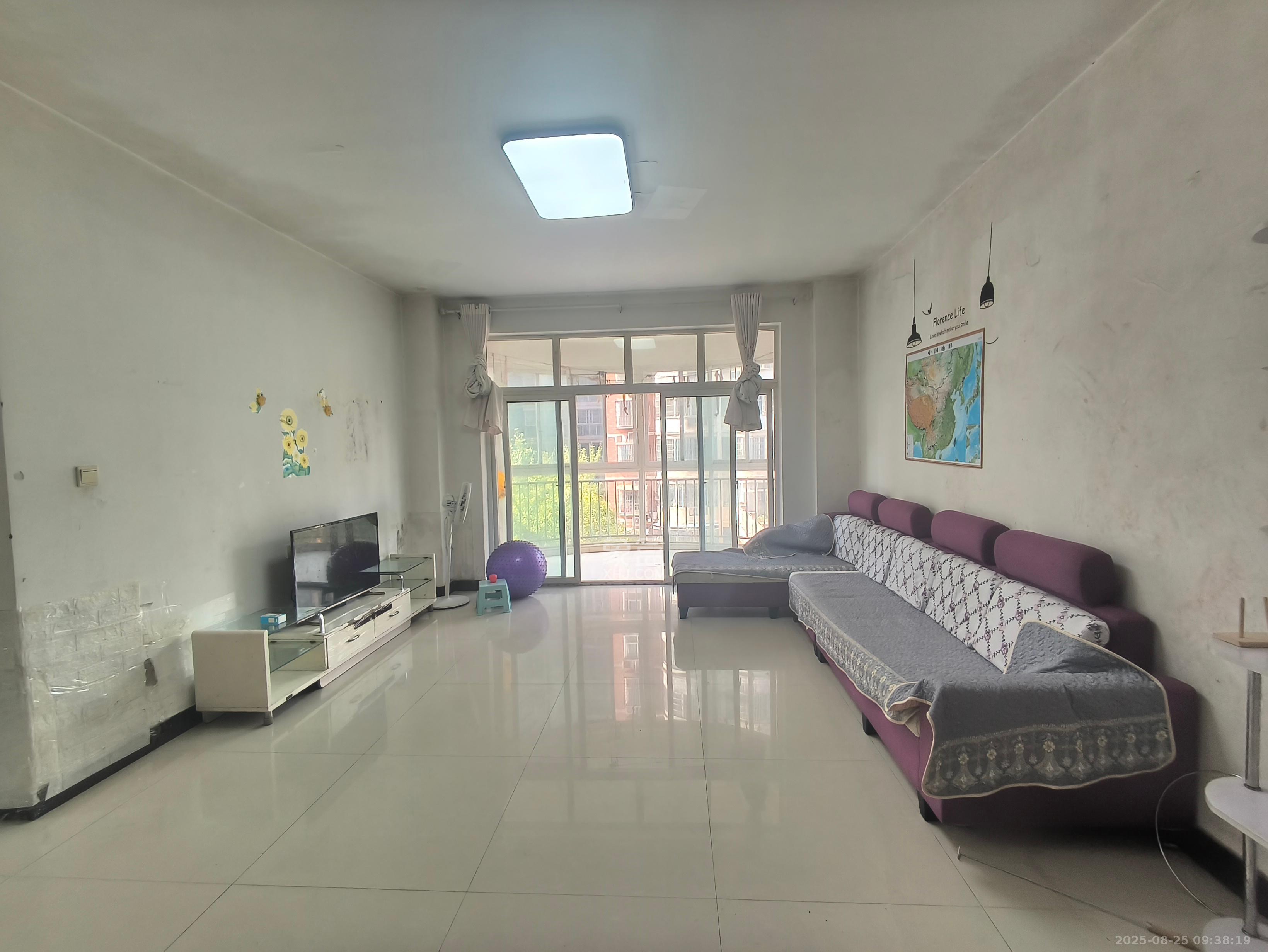 星城国际 3室2厅2卫 1400.0元/月 星城国际 3室2厅2卫 1400.0元/月室内图