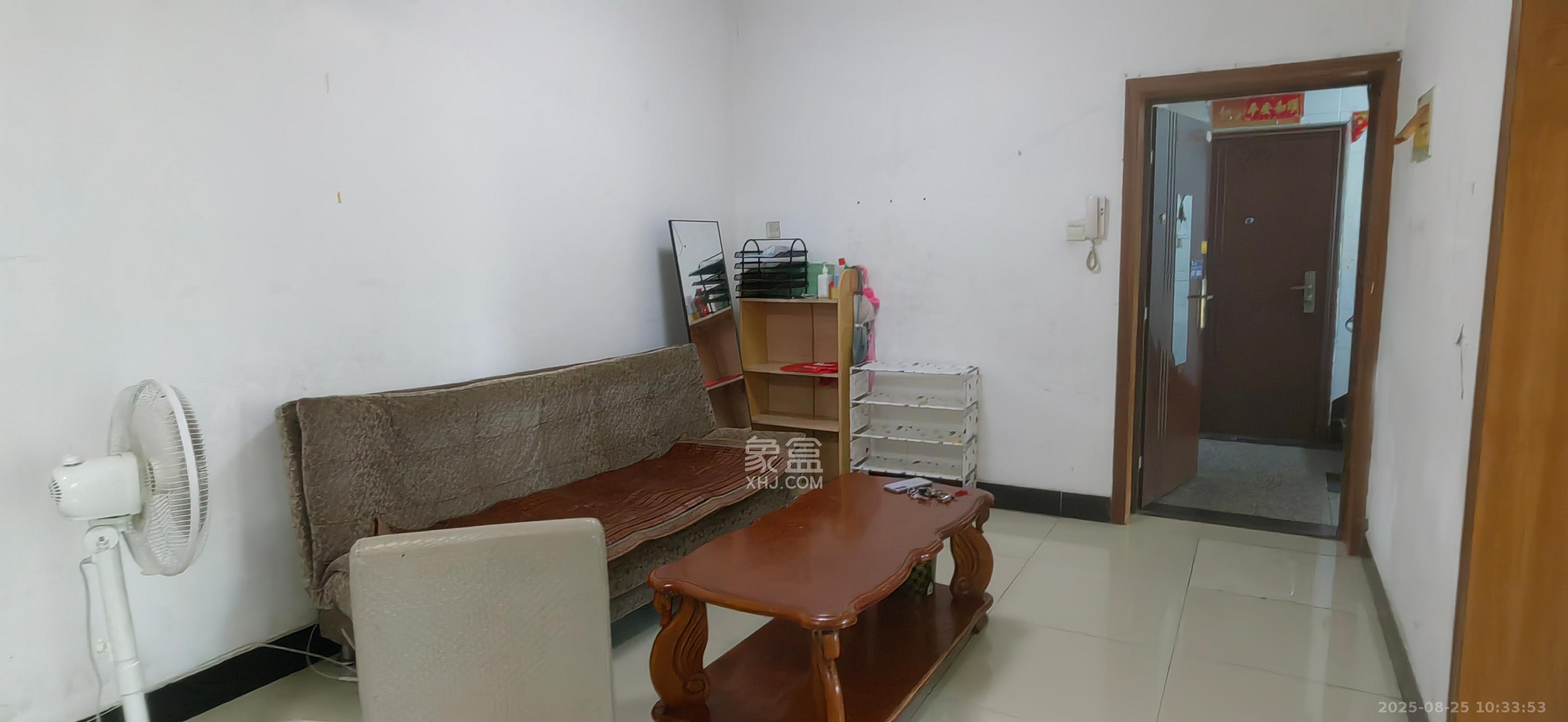 高桥火焰市场  3室1厅1卫    1500.0元/月 高桥火焰市场  3室1厅1卫    1500.0元/月室内图