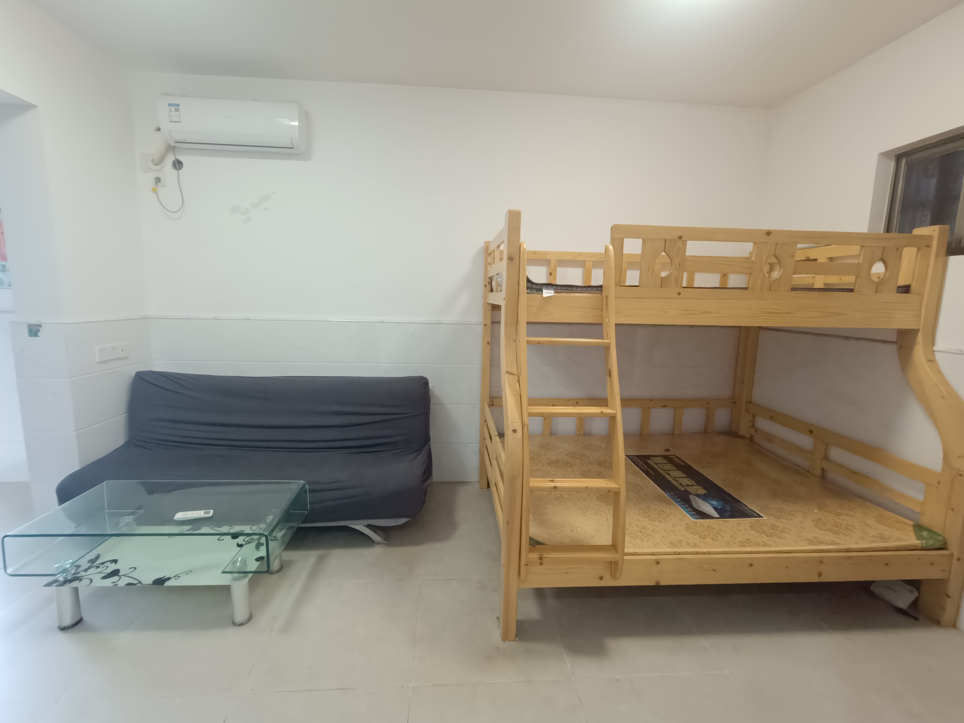 儒俊雅苑 1室0厅1卫 1100.00元/月 儒俊雅苑 1室0厅1卫 1100.00元/月室内图